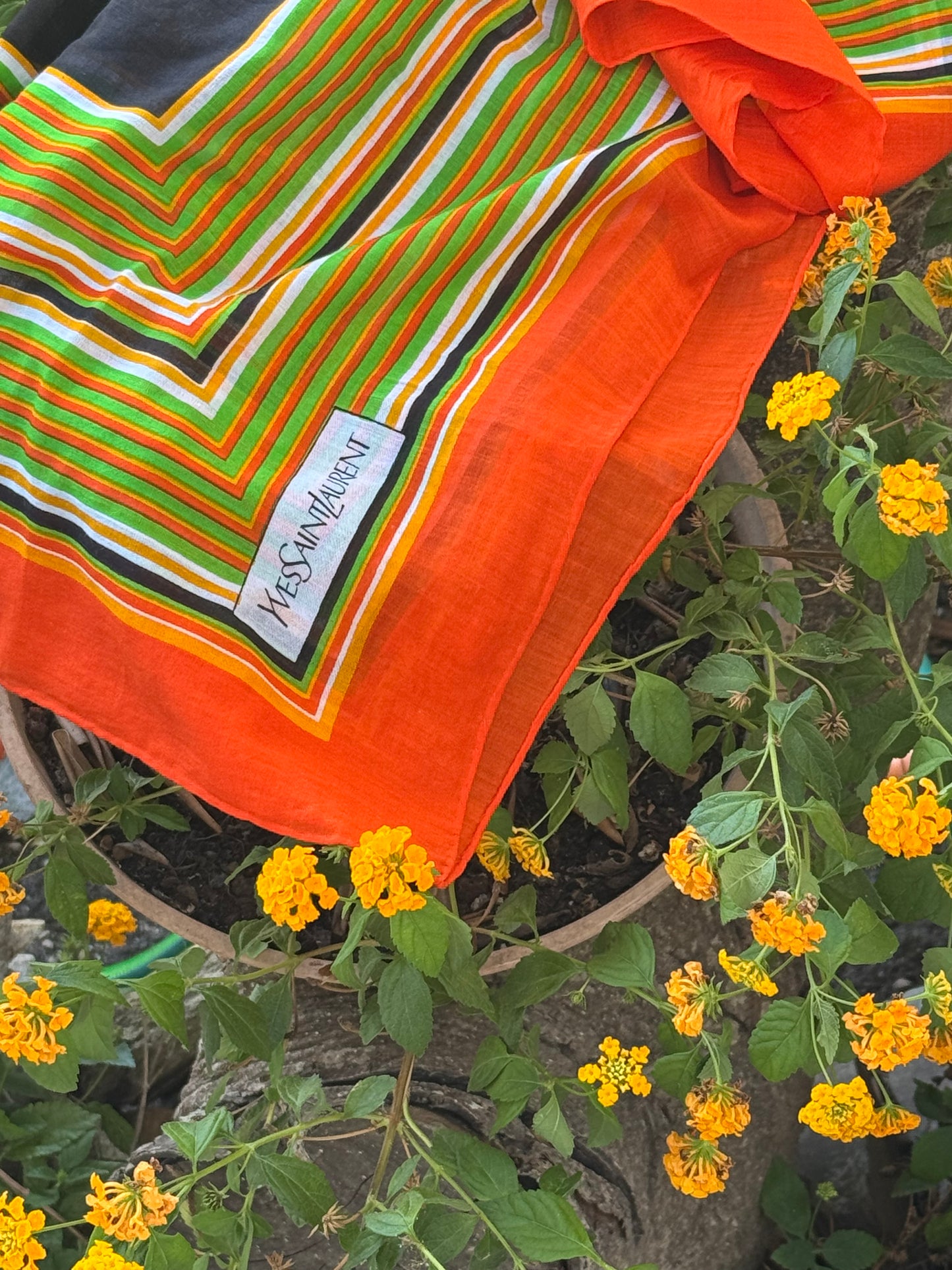 Foulard Yves Saint Laurent