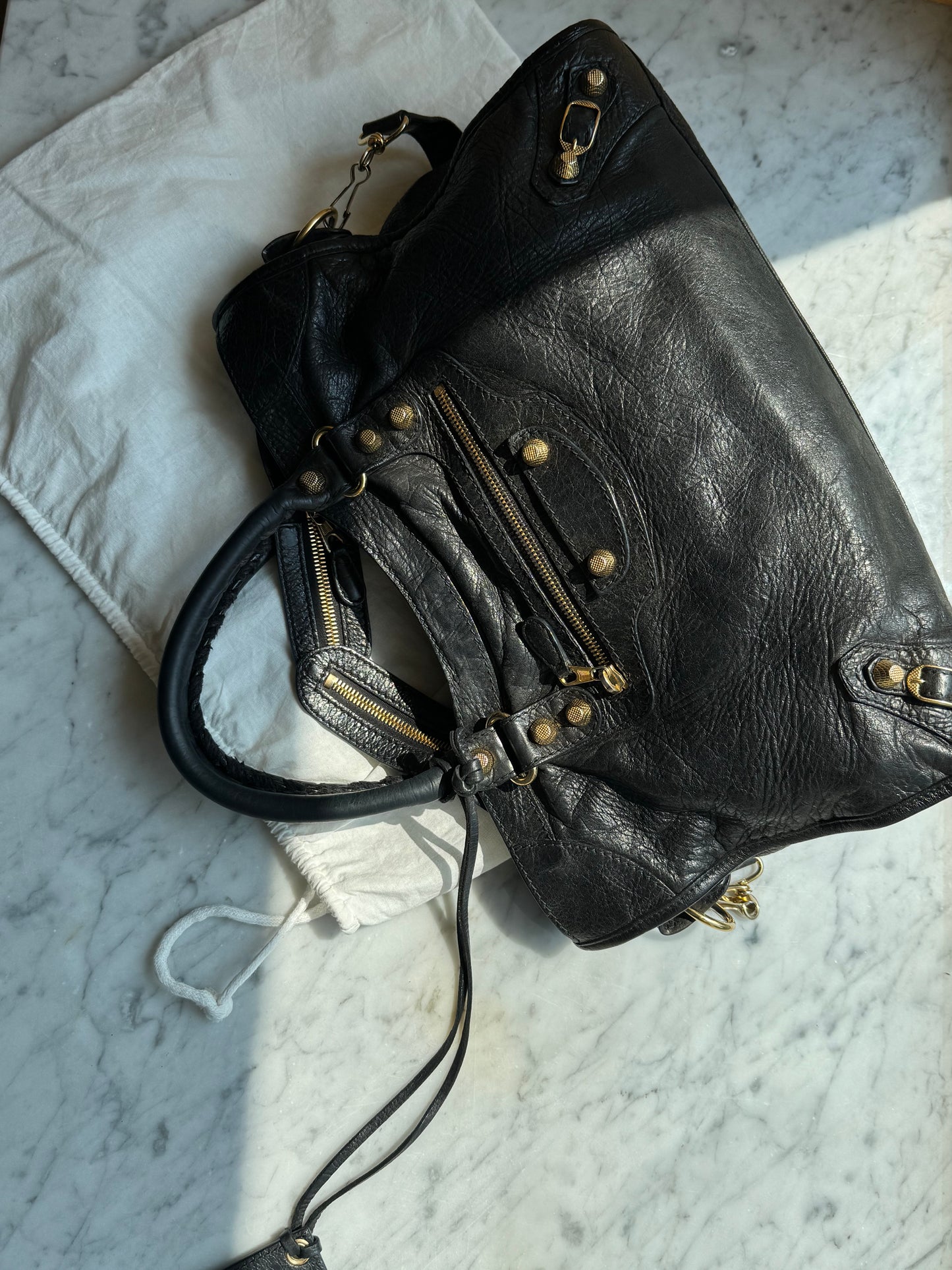 Balenciaga city