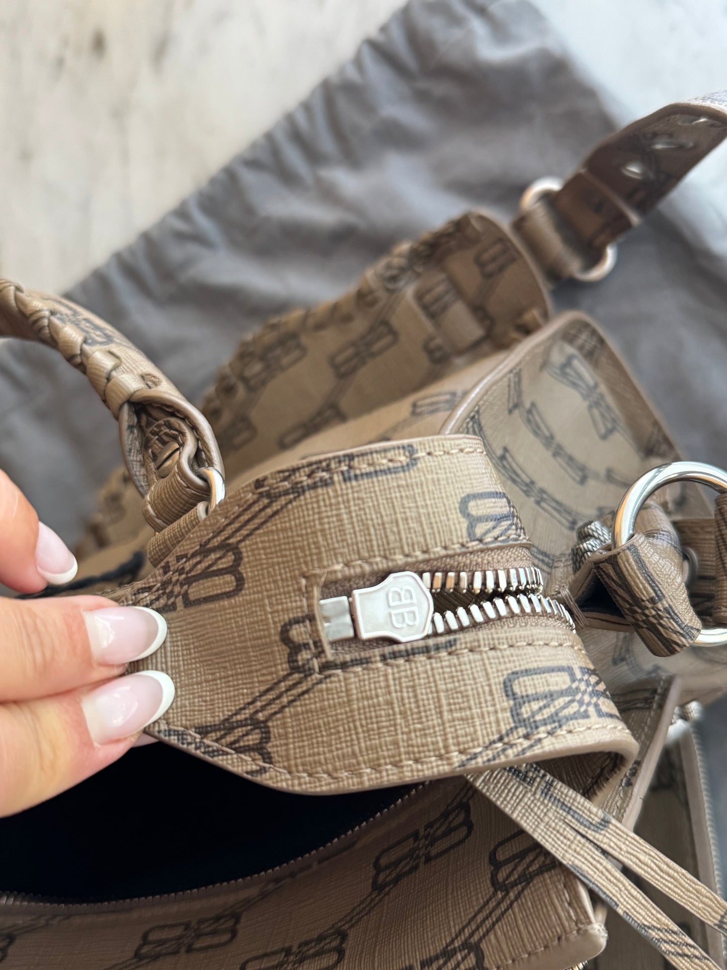 Neo cagole Balenciaga