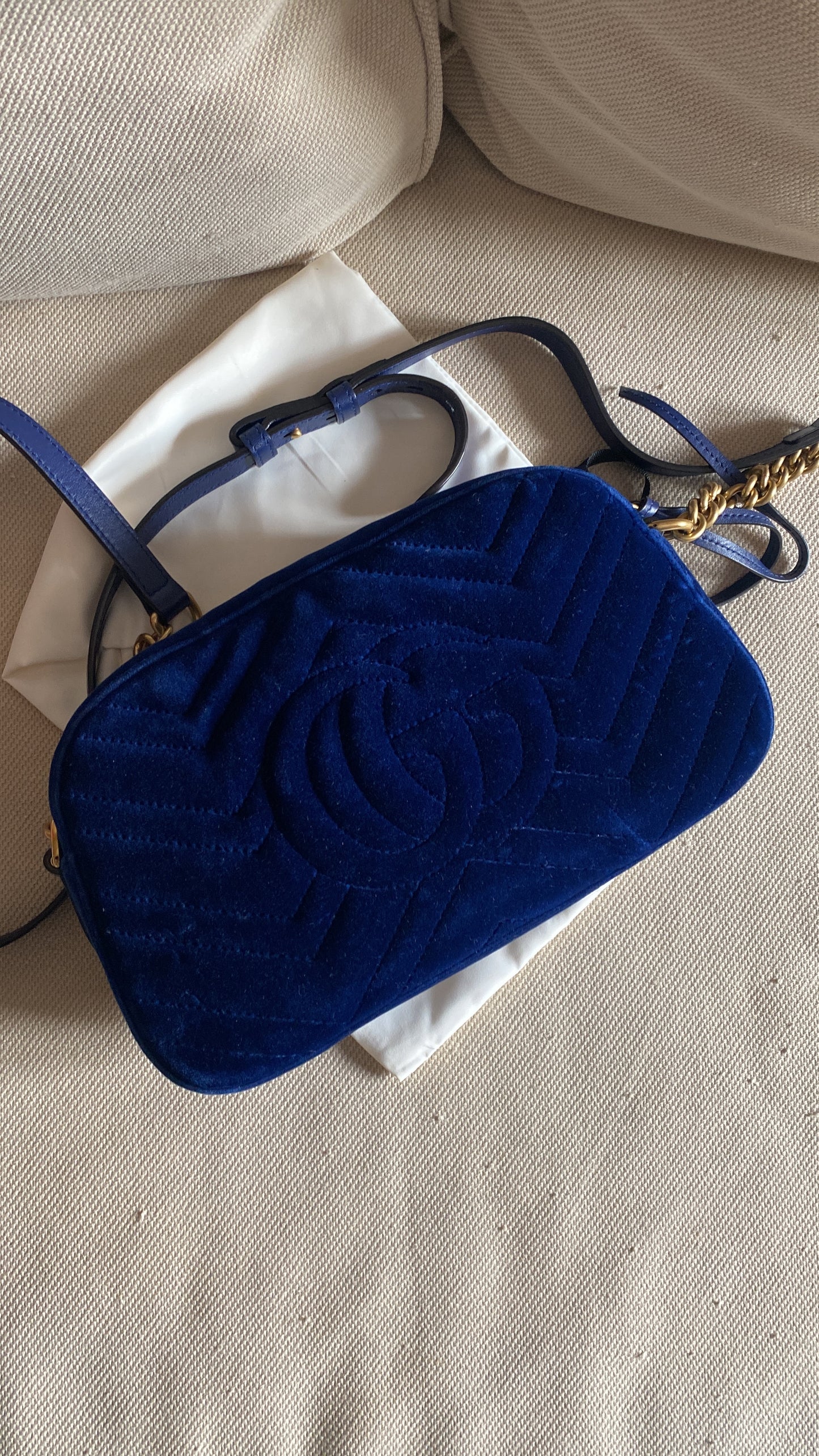 Gucci marmont Camera bag velvet blu