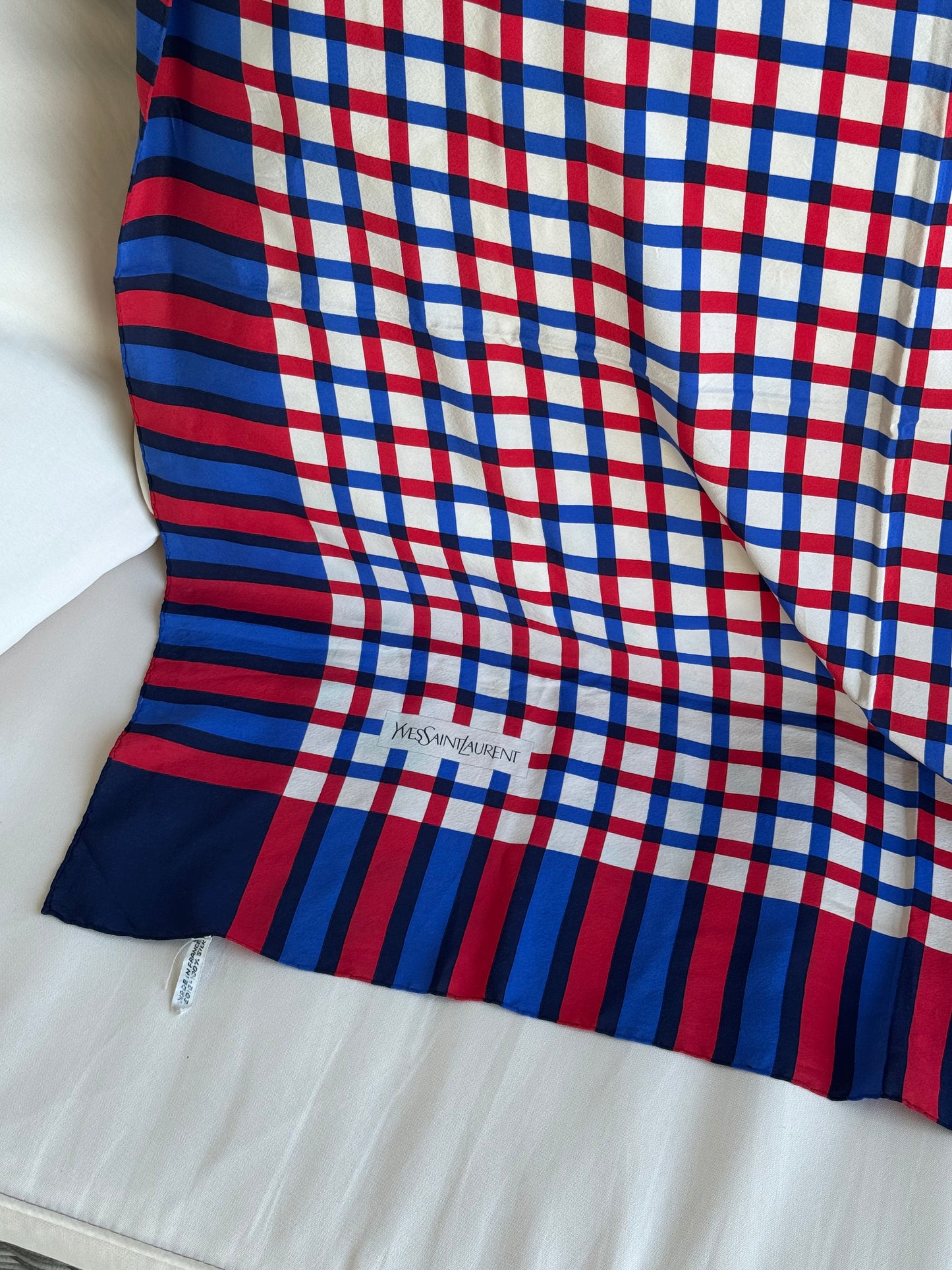 Foulard Yves Saint Laurent