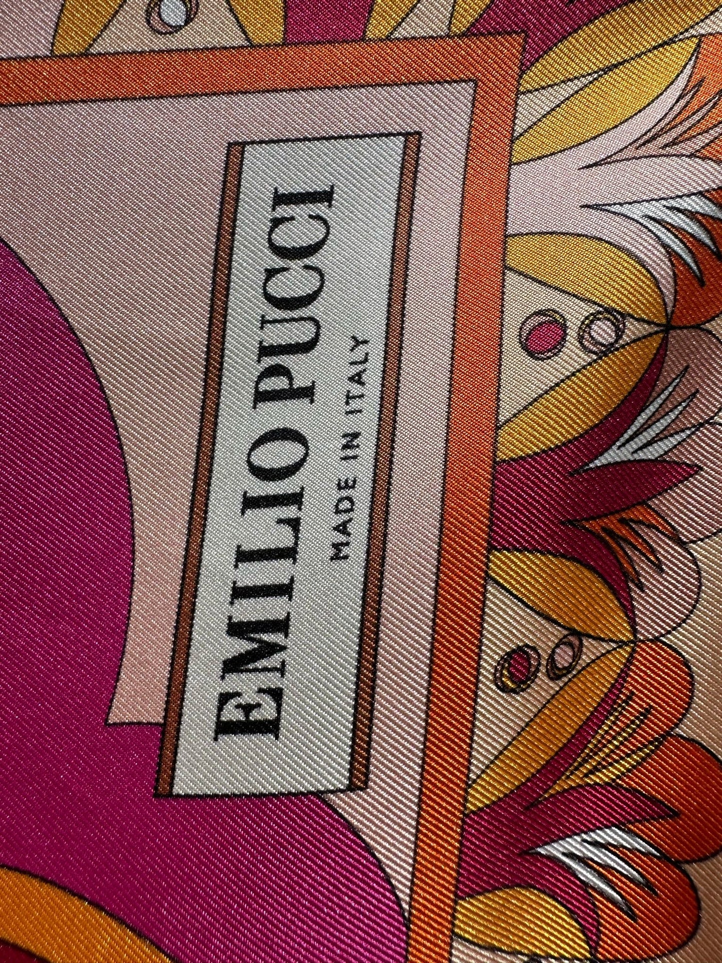 Emilio Pucci Maxi Stola