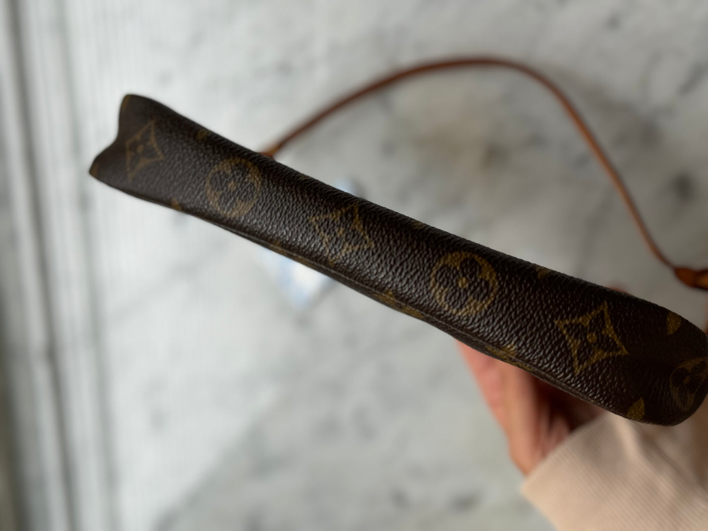 Pochette Louis Vuitton accessoire