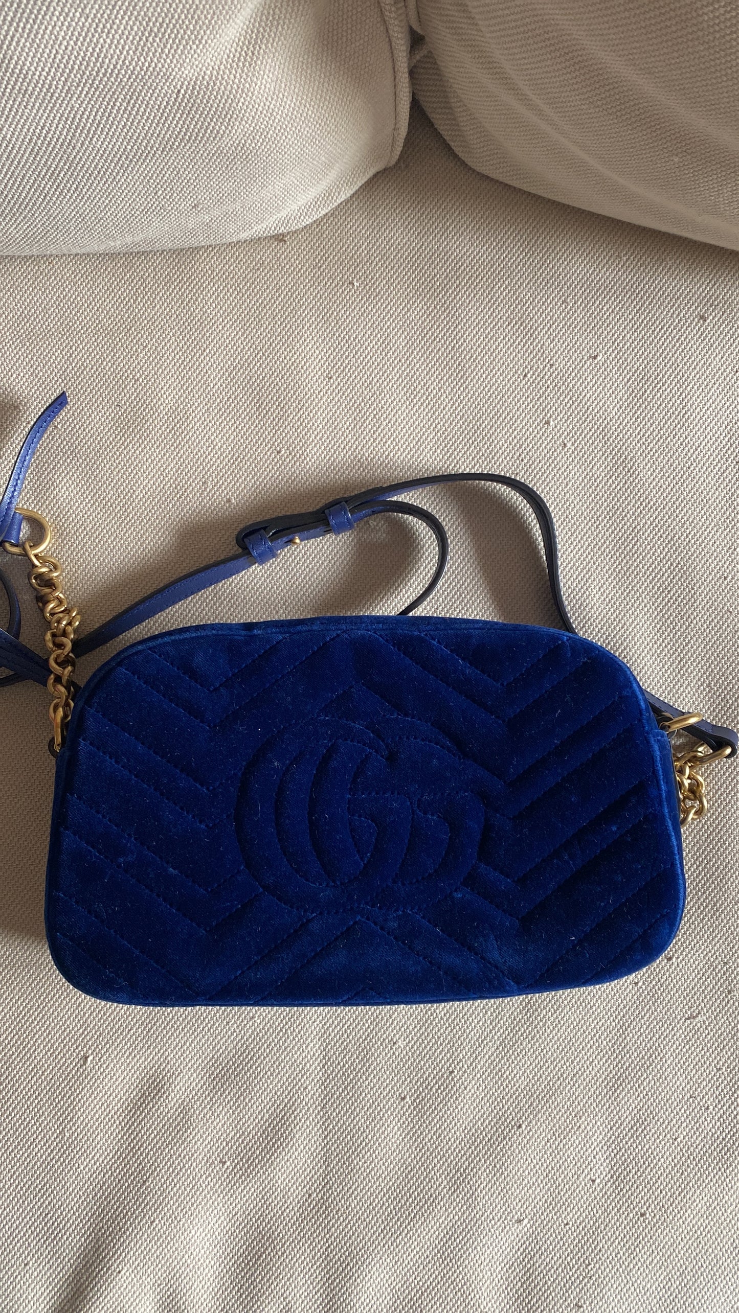 Gucci marmont Camera bag velvet blu