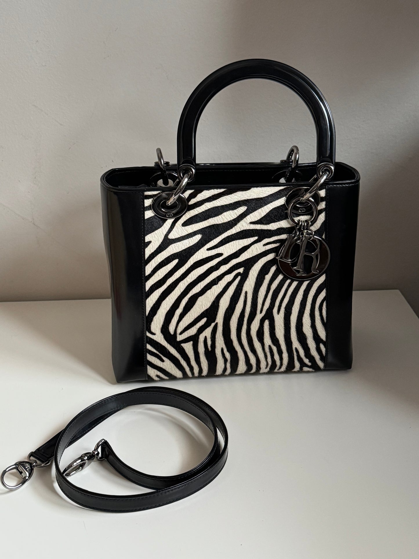 Lady Dior zebra media