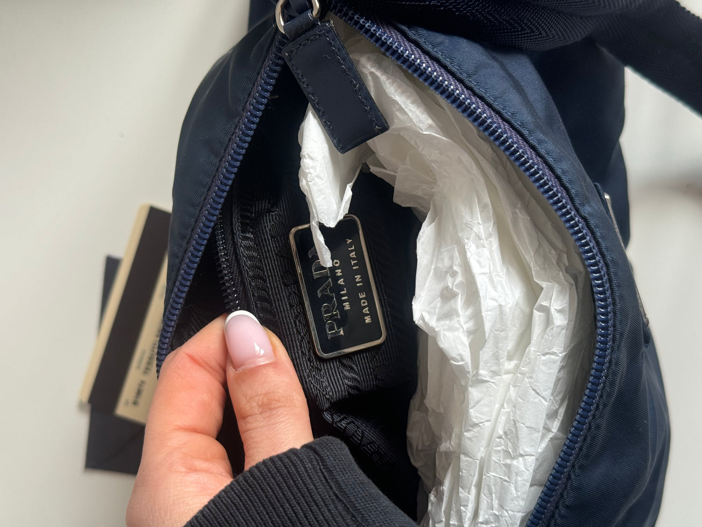 Prada Nylon blu.