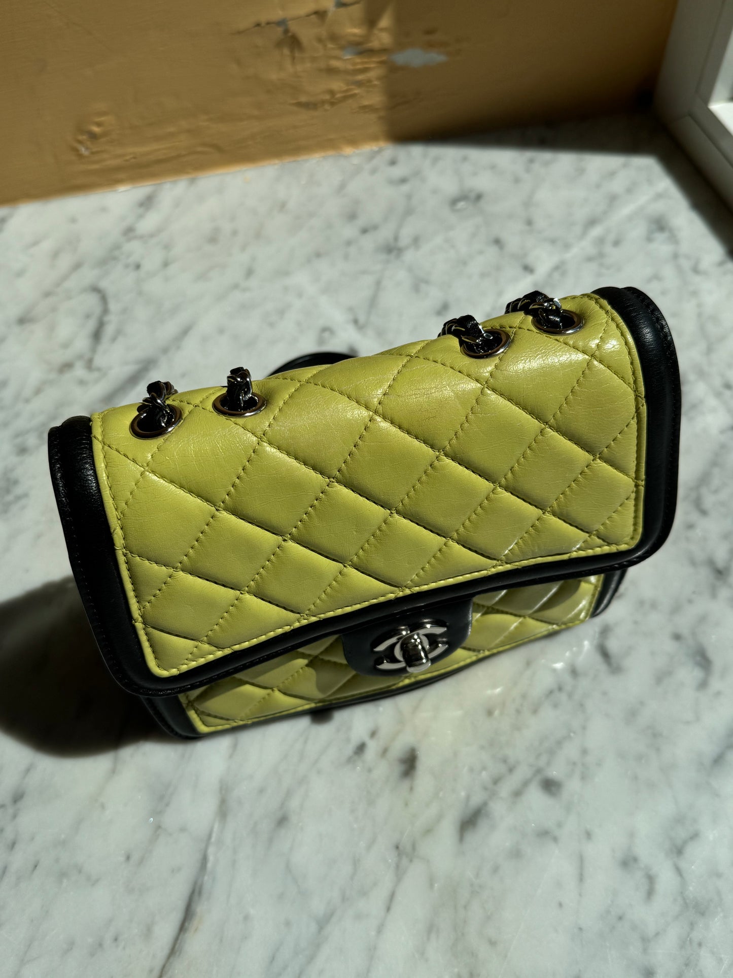Chanel mini bicolor