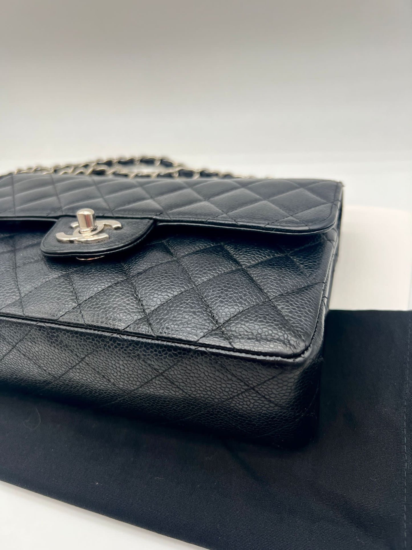 Chanel caviar nera misura piccola
