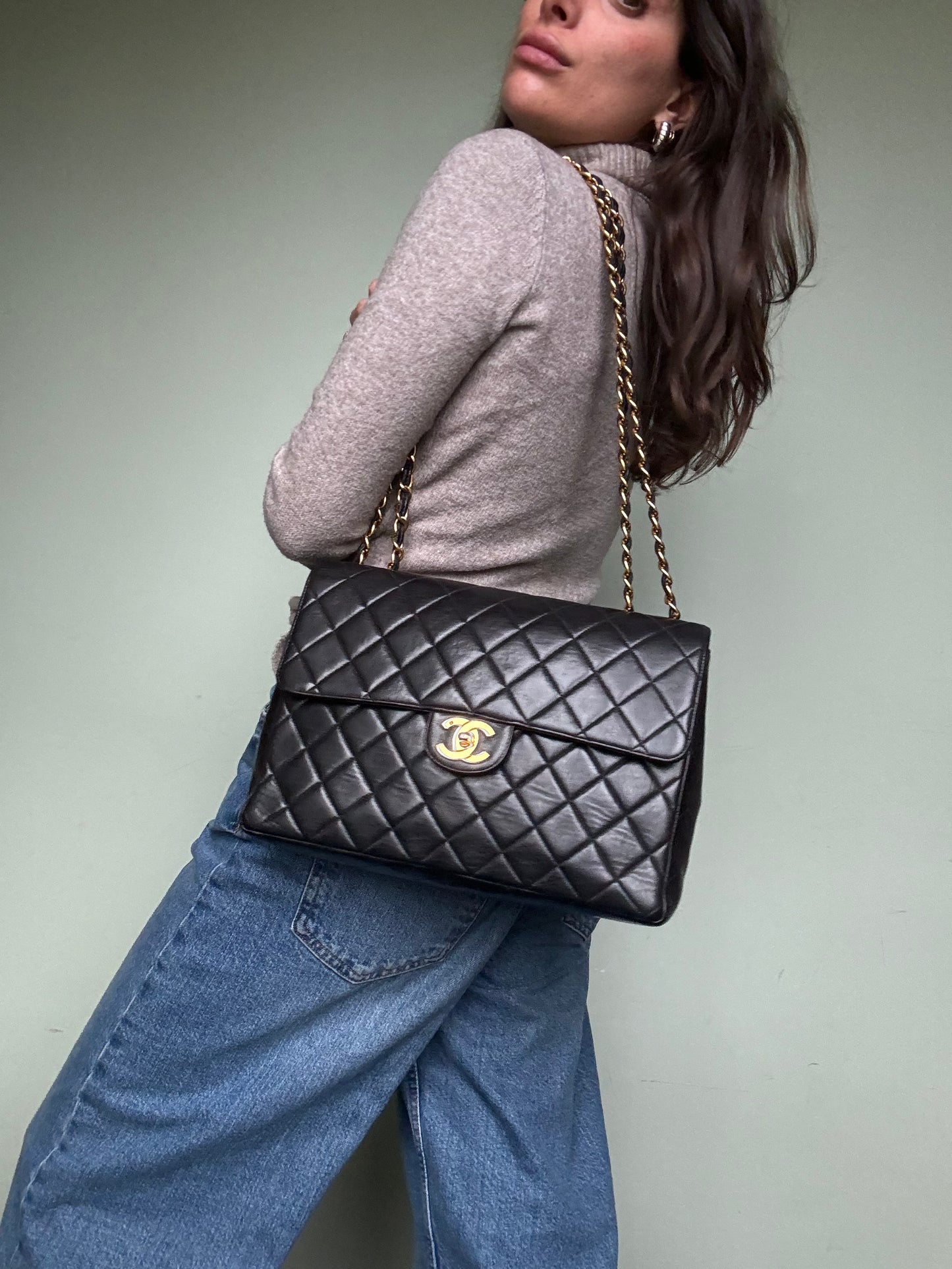 Vintage Chanel classique