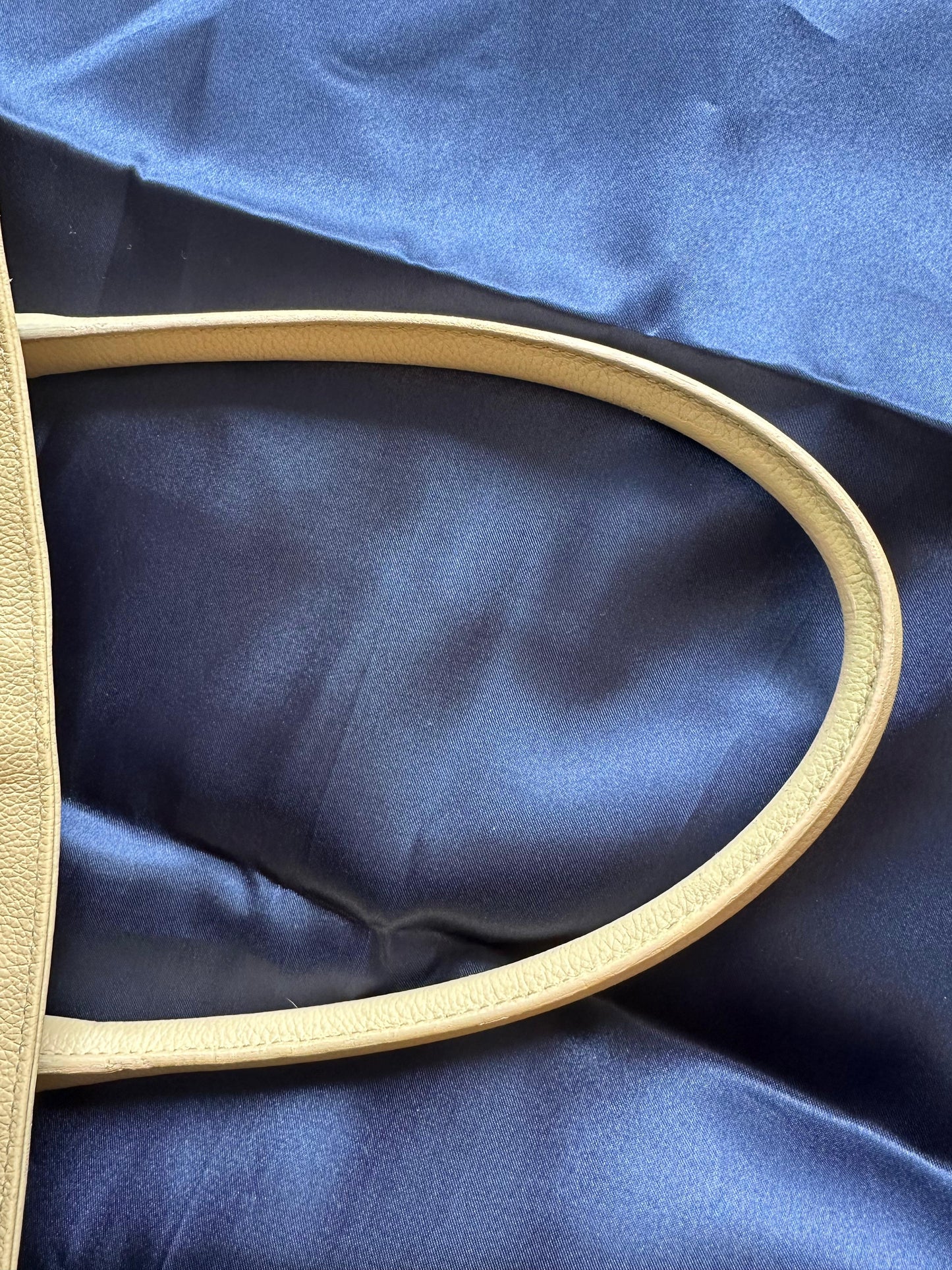 Chanel Executive Caviar Tote Bag