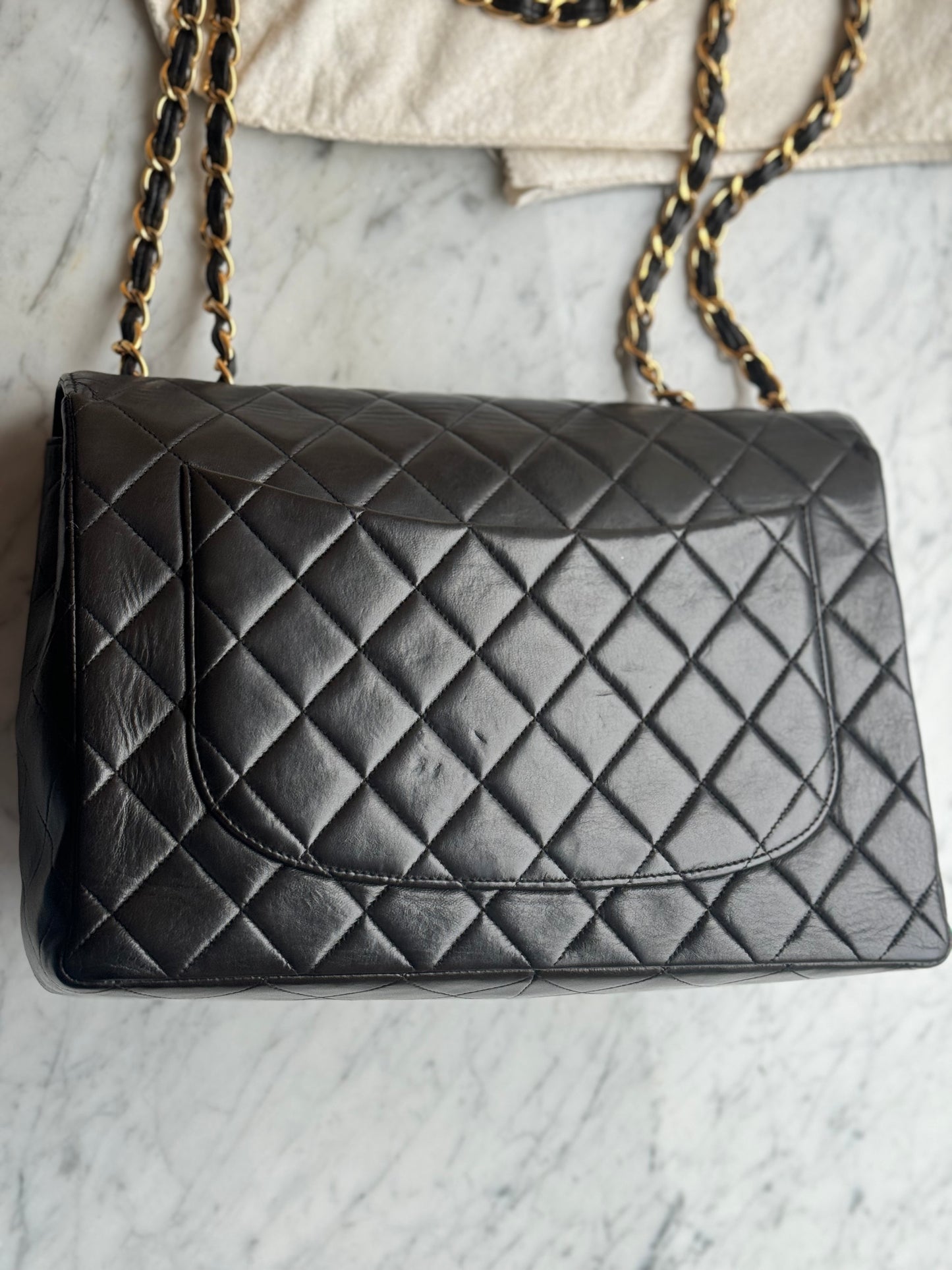 Vintage Chanel classique