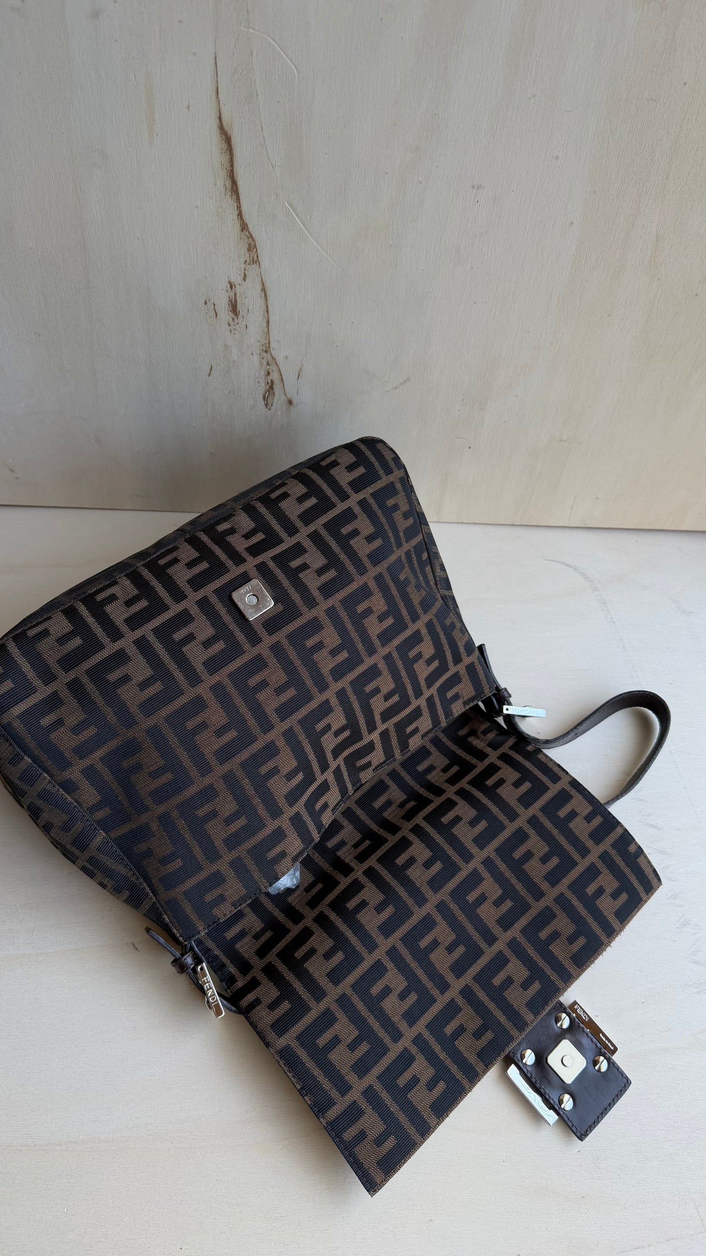Fendi Mamma baguette