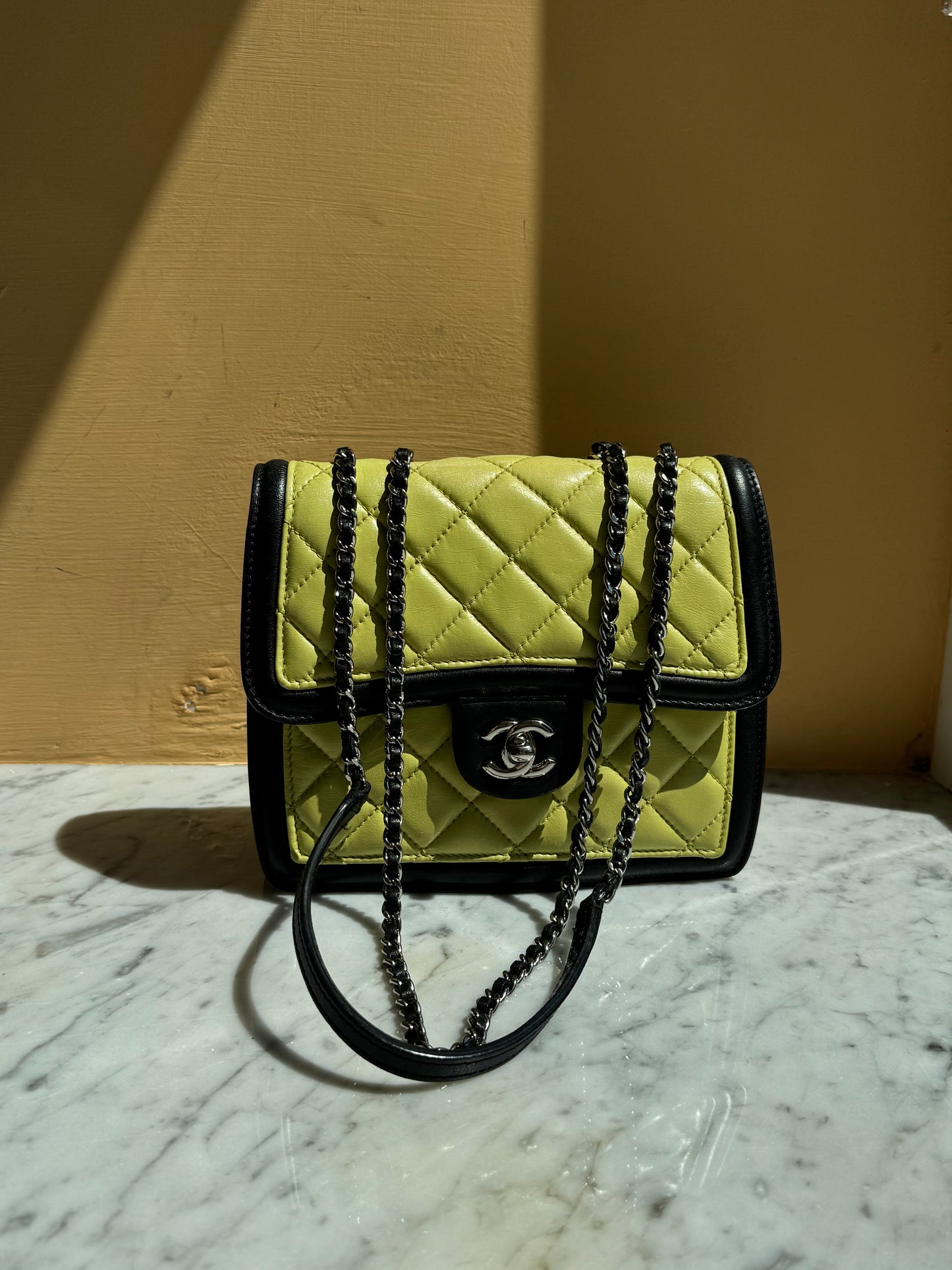 Chanel mini bicolor