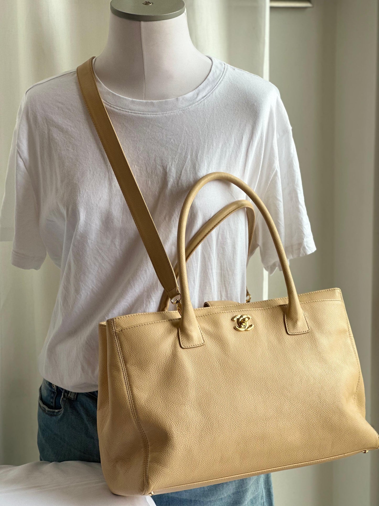Chanel Executive Caviar Tote Bag