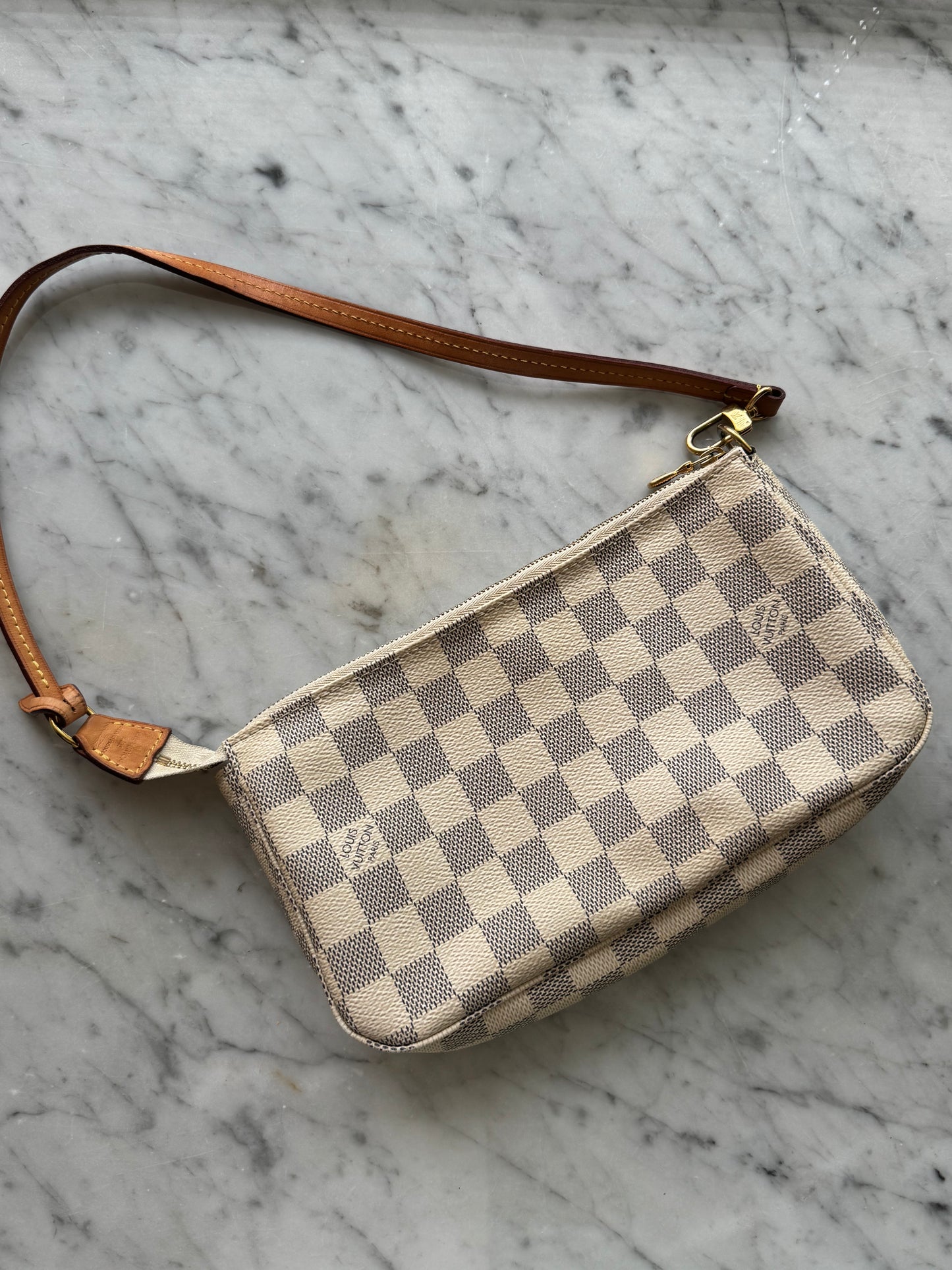 Pochette accessoires Luois vuitton