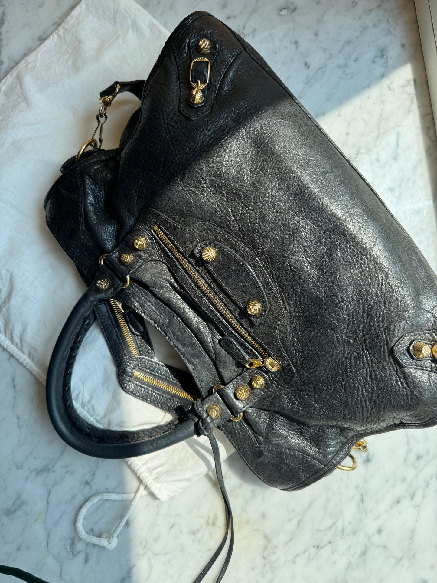 Balenciaga city