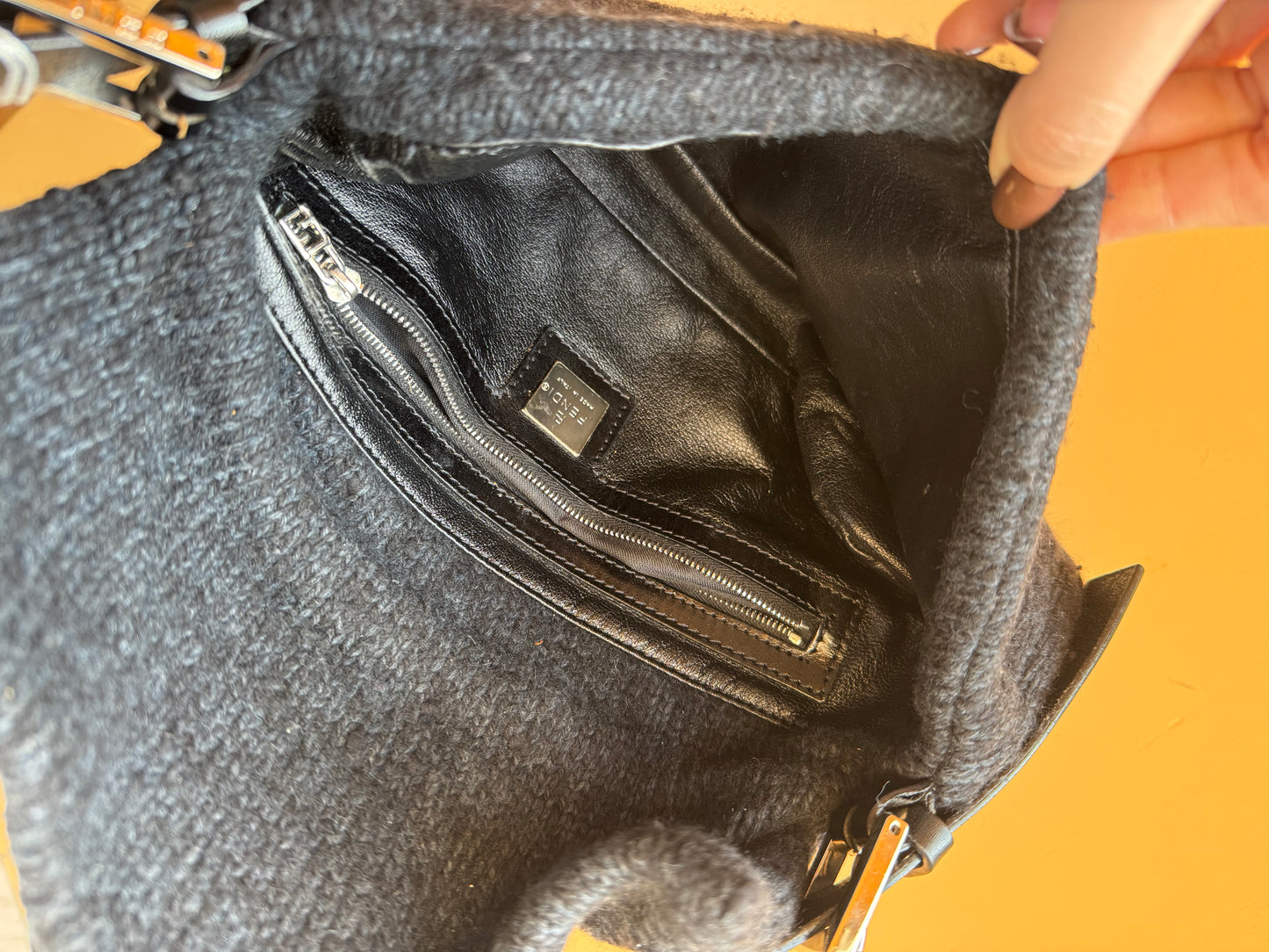 Fendi Baguette in lana
