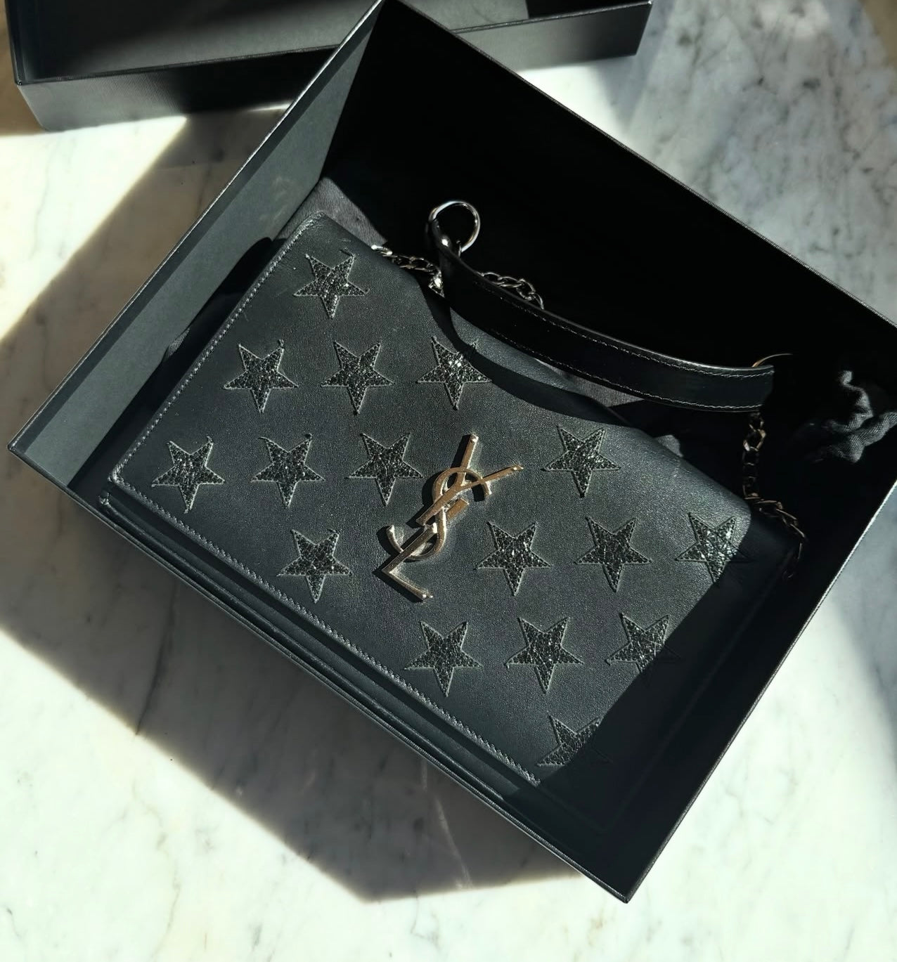 Pochette saint Laurent