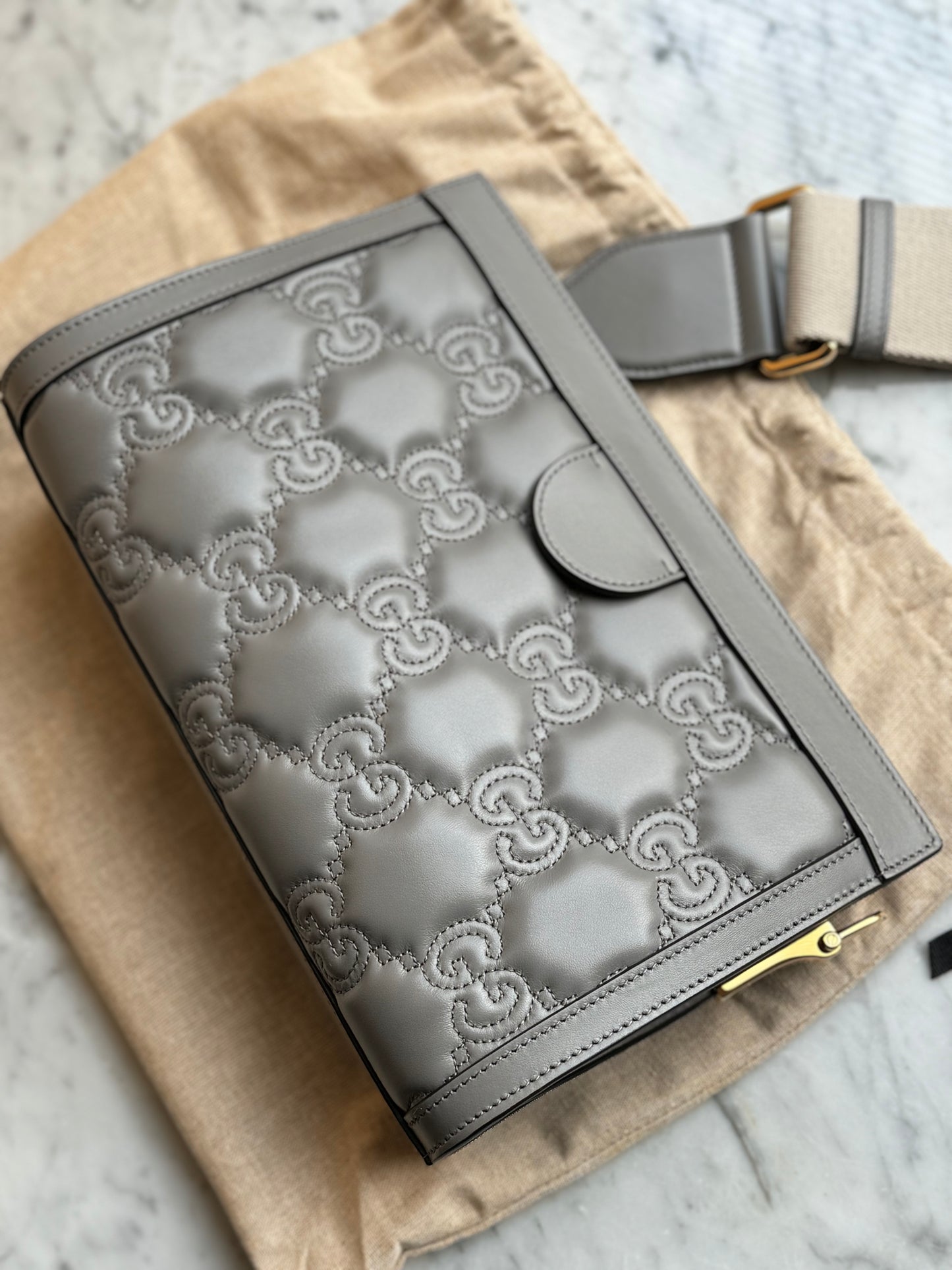 Gucci BORSA A SPALLA GG MATELASSÉ