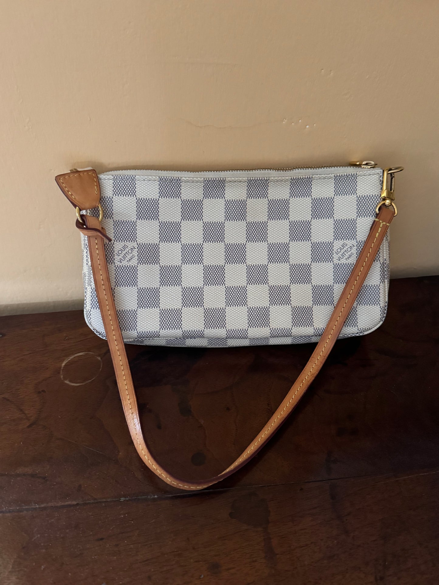 Pochette accessoires Luois vuitton
