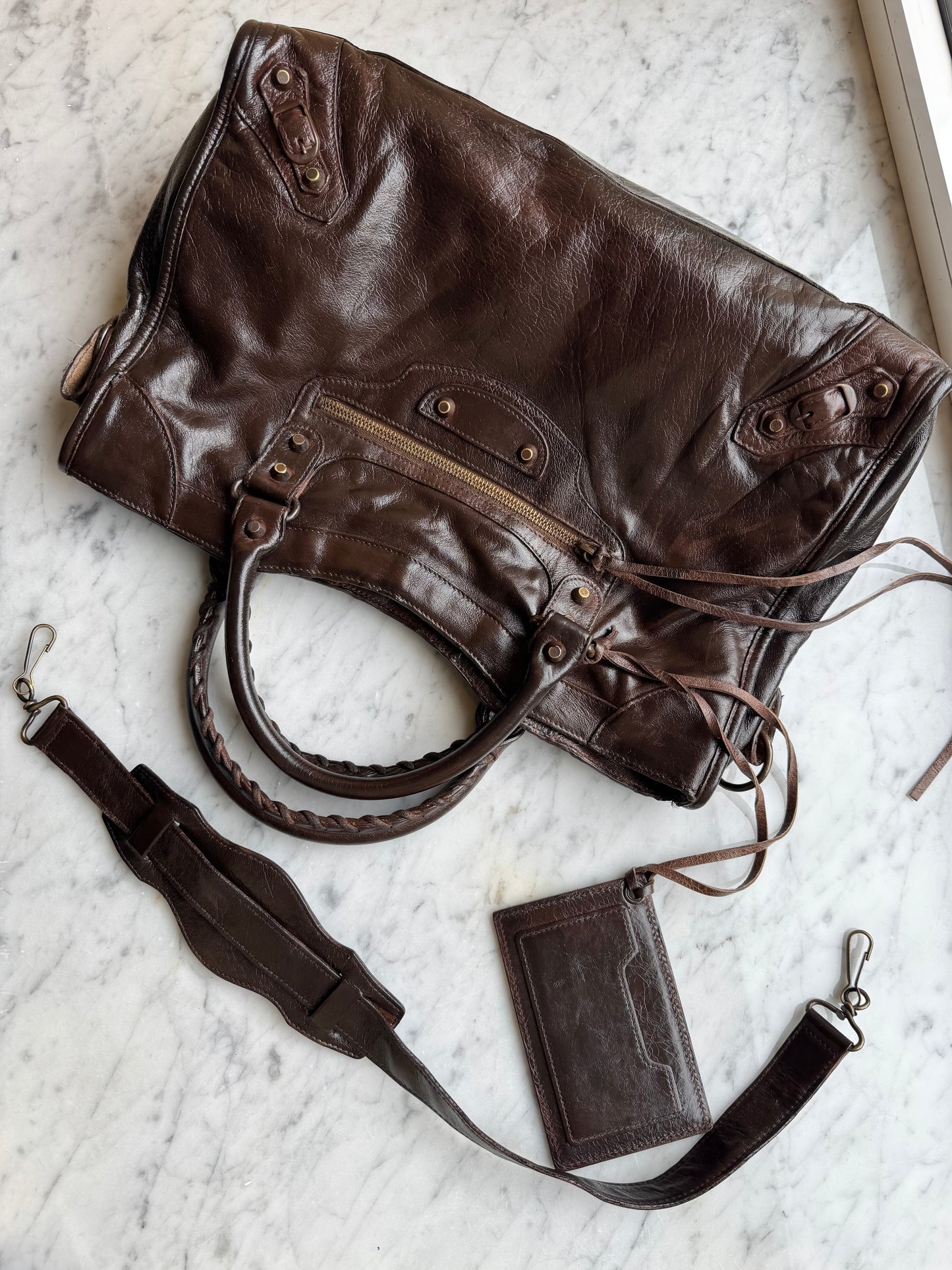 Balenciaga City cioccolato
