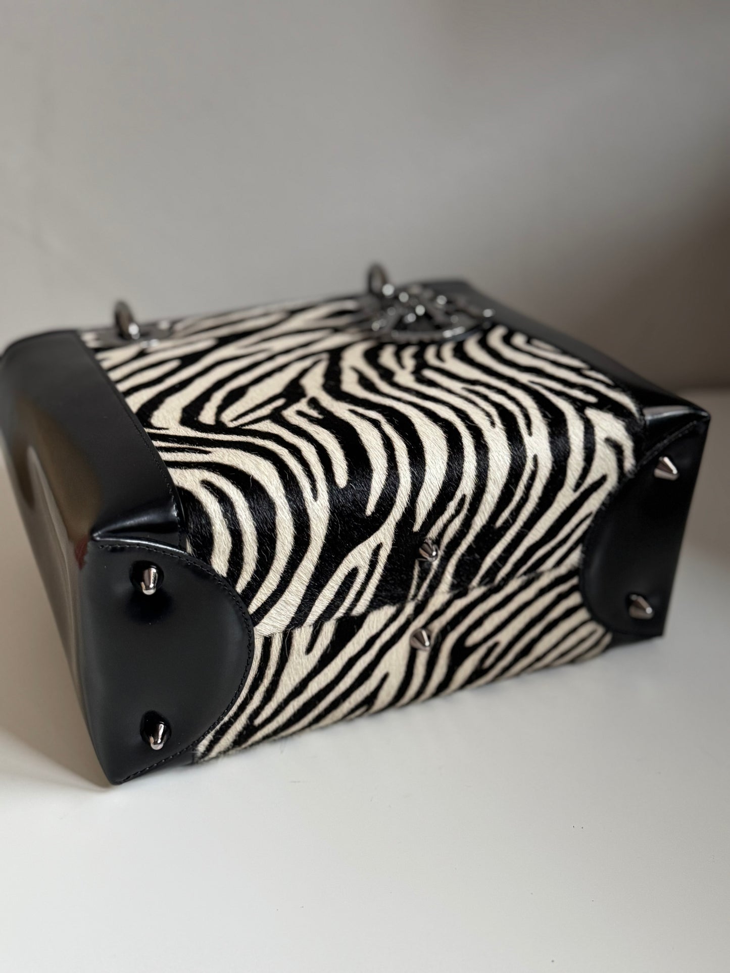 Lady Dior zebra media