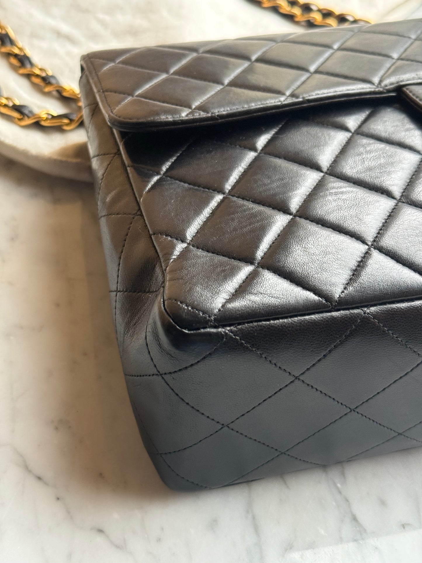 Vintage Chanel classique