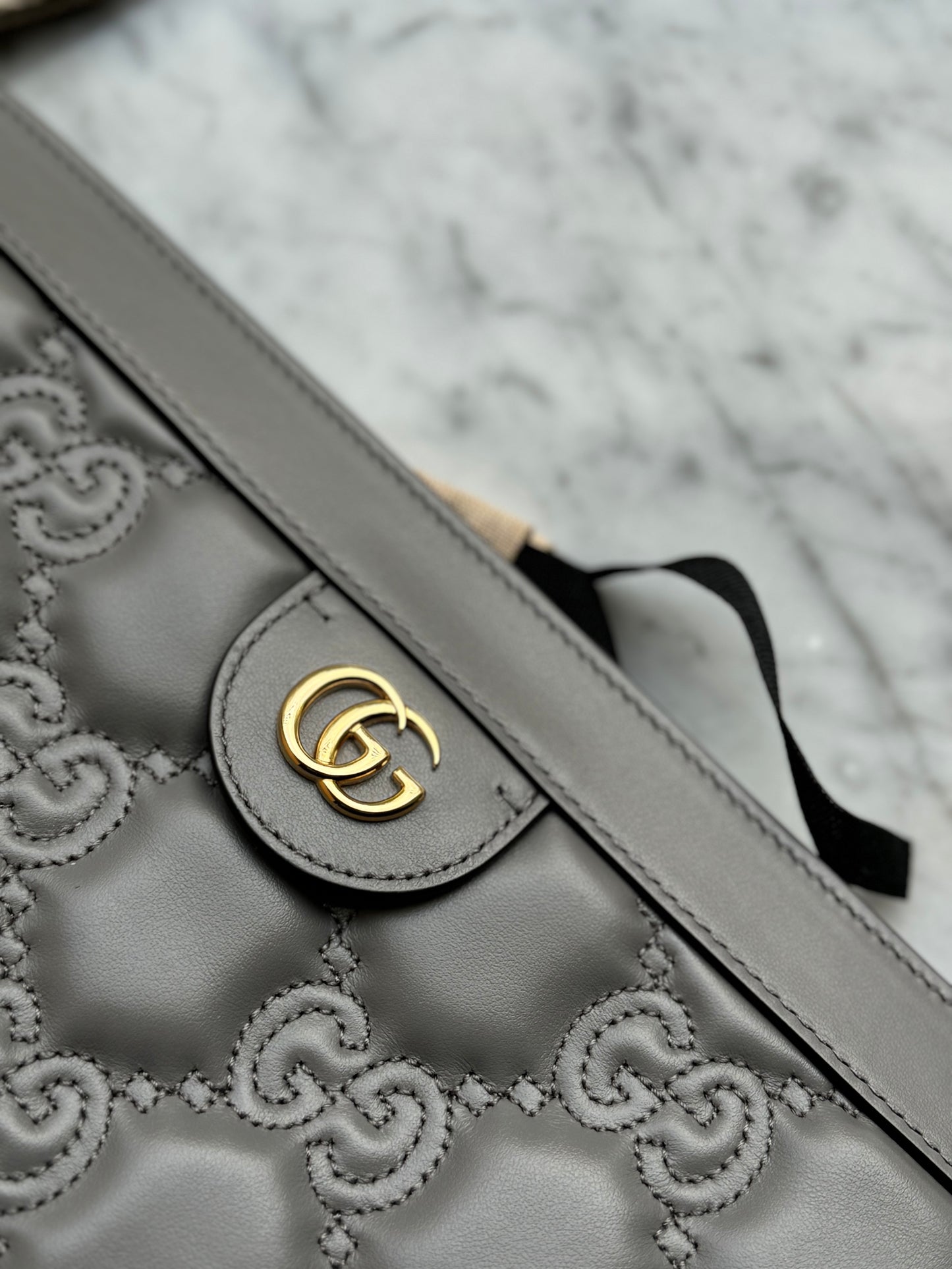 Gucci BORSA A SPALLA GG MATELASSÉ