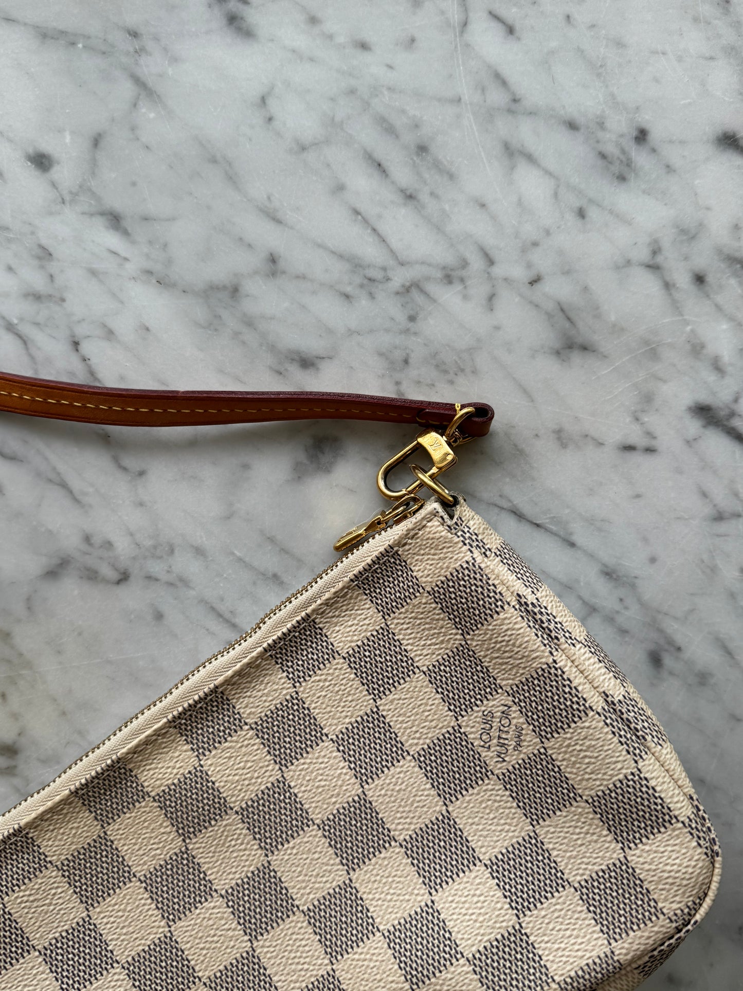 Pochette accessoires Luois vuitton