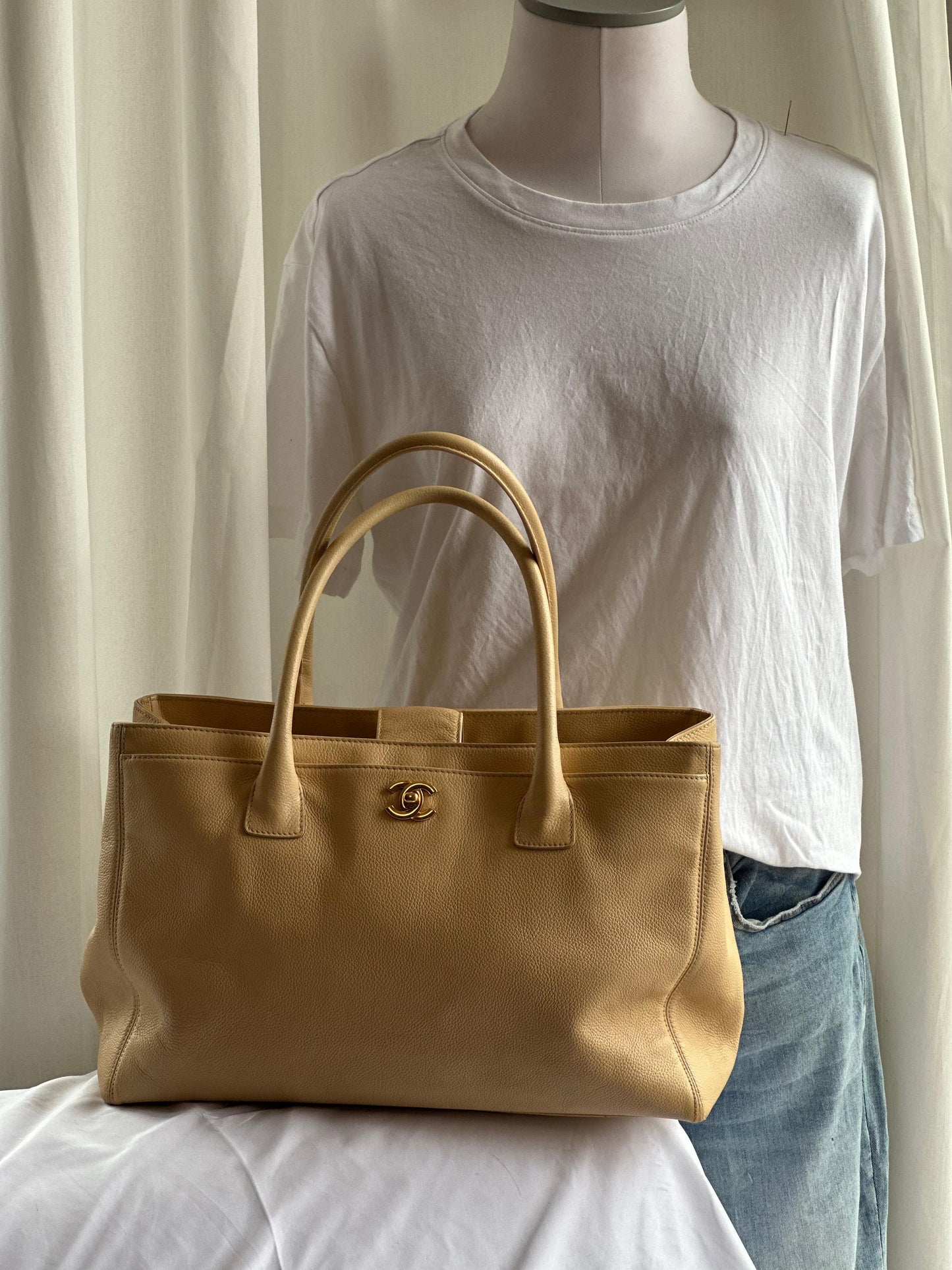 Chanel Executive Caviar Tote Bag