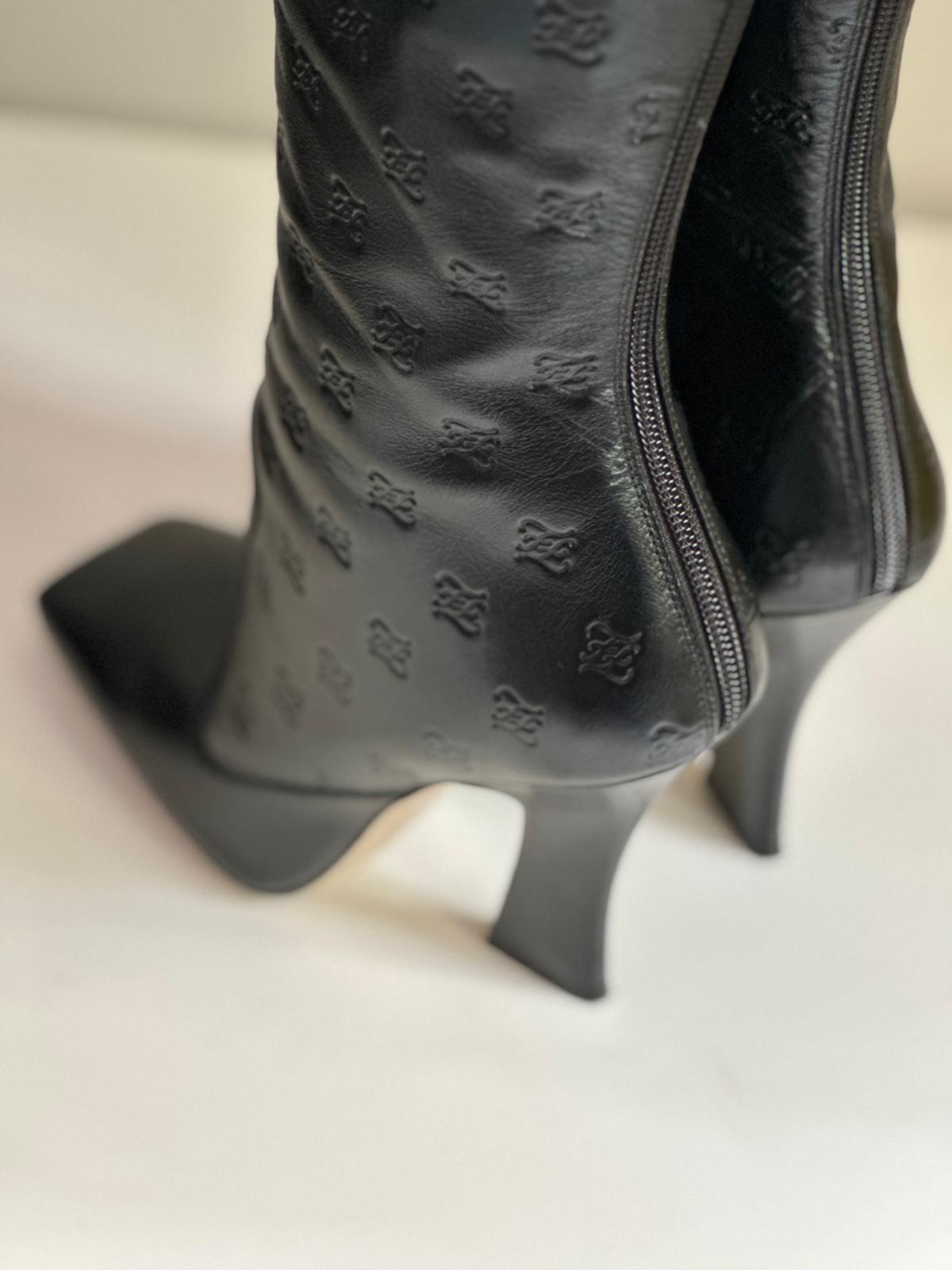 Stivali Fendi monogram