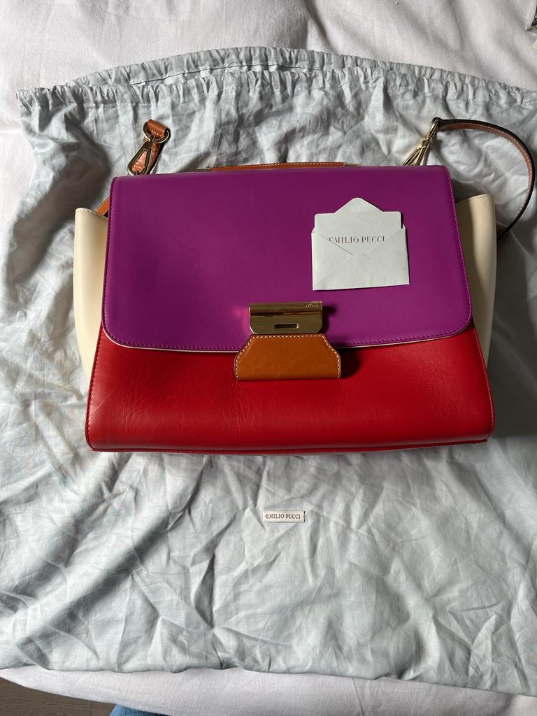 Pucci in pelle colorata