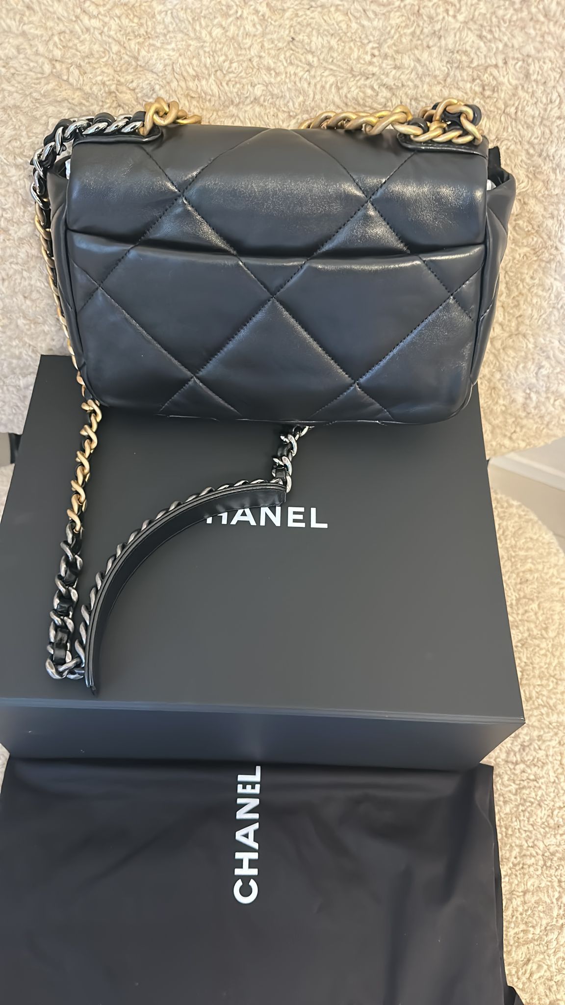 Chanel 19 nera
