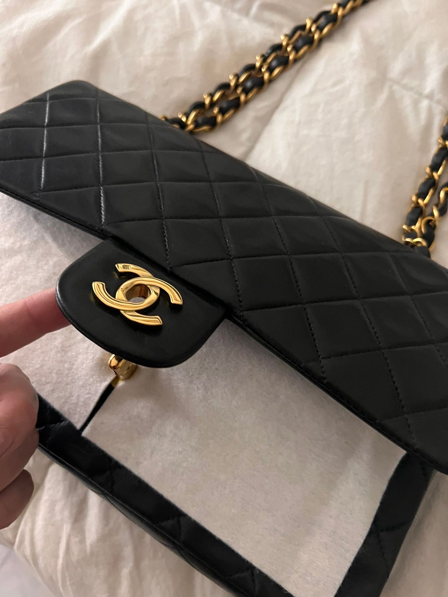 Chanel classic 25