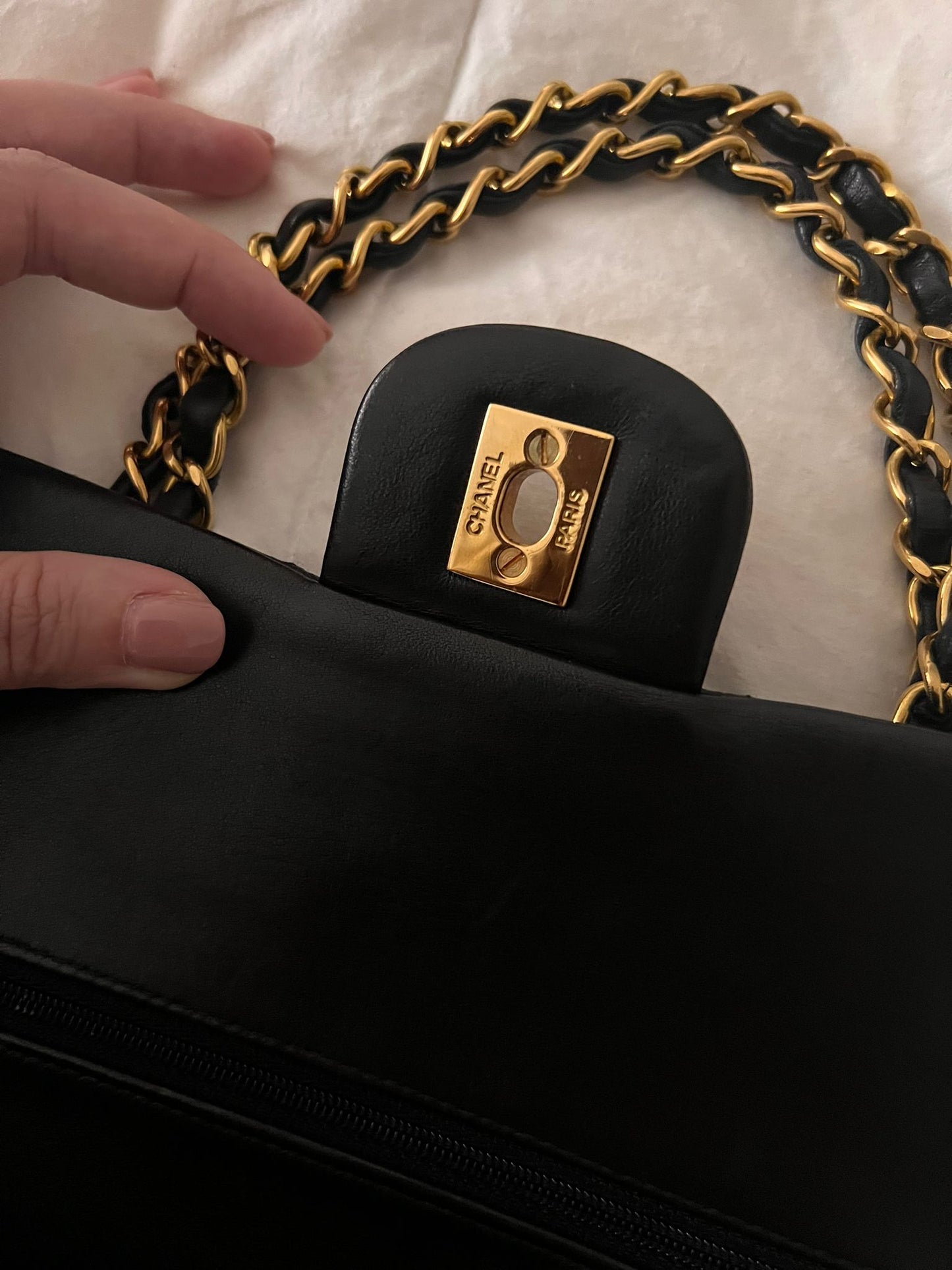 Chanel classic 25