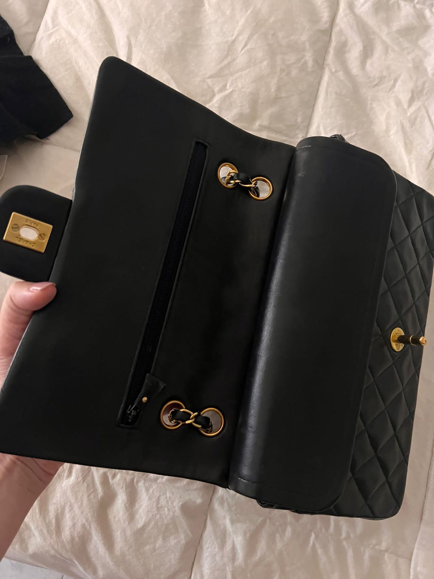 Chanel classic 25