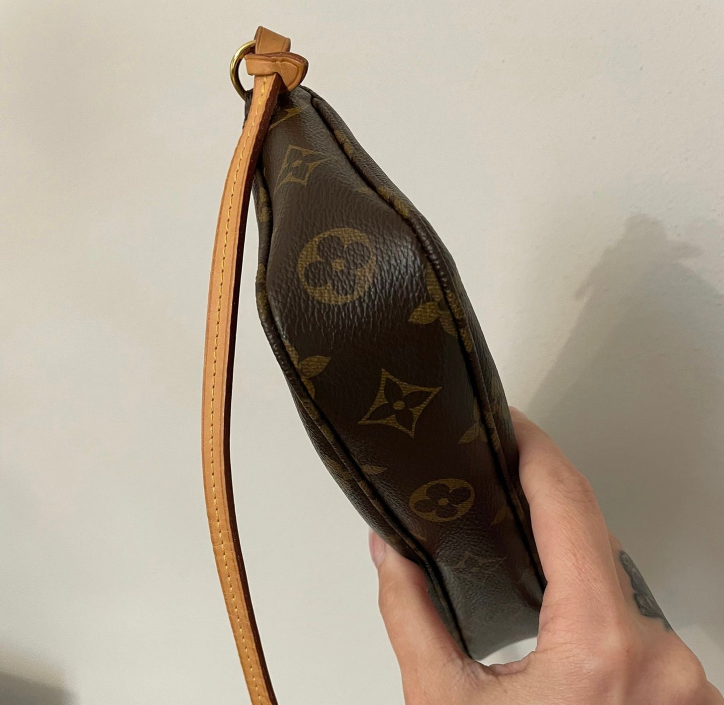 Louis Vuitton Pochette Monogram