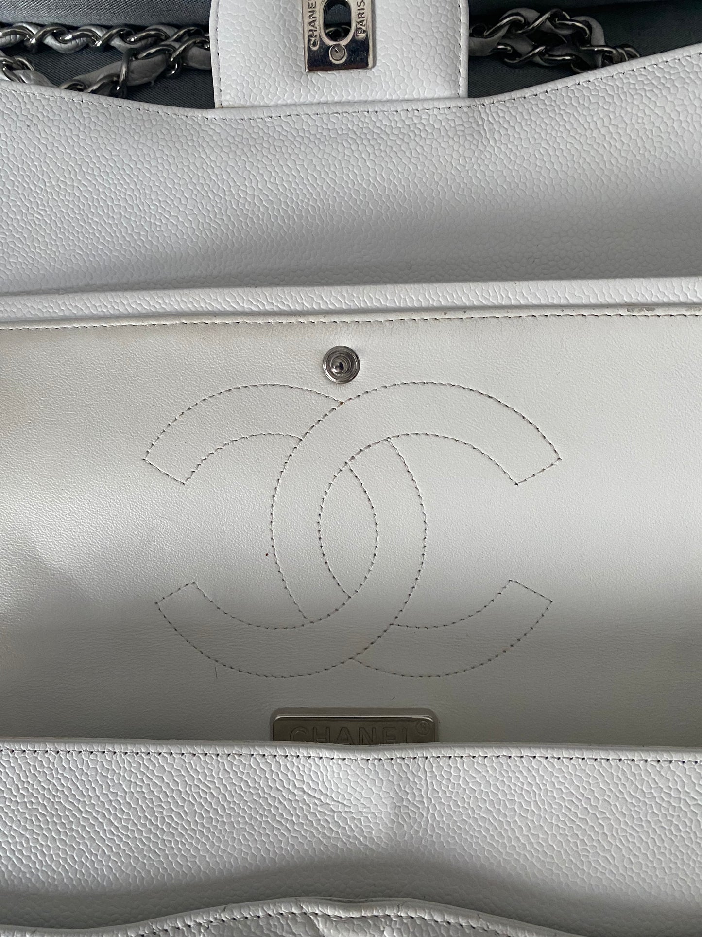 Chanel jumbo caviar edizione limitata bianca