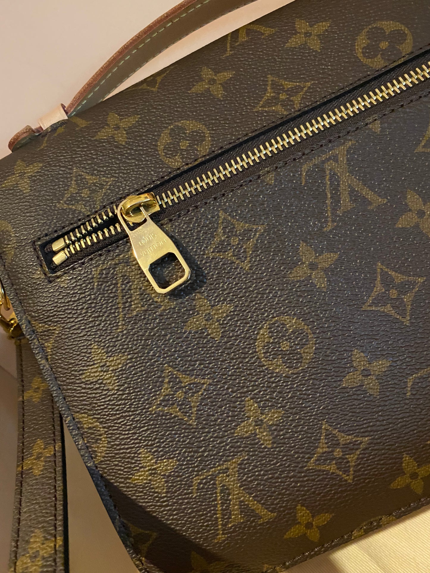 Pochette Louis Vuitton Métis