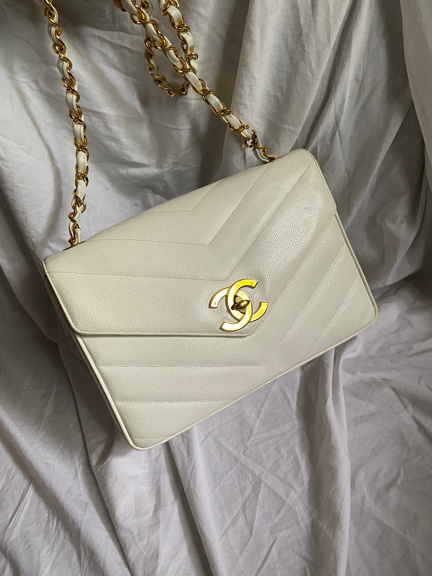 Chanel Envelope bianca