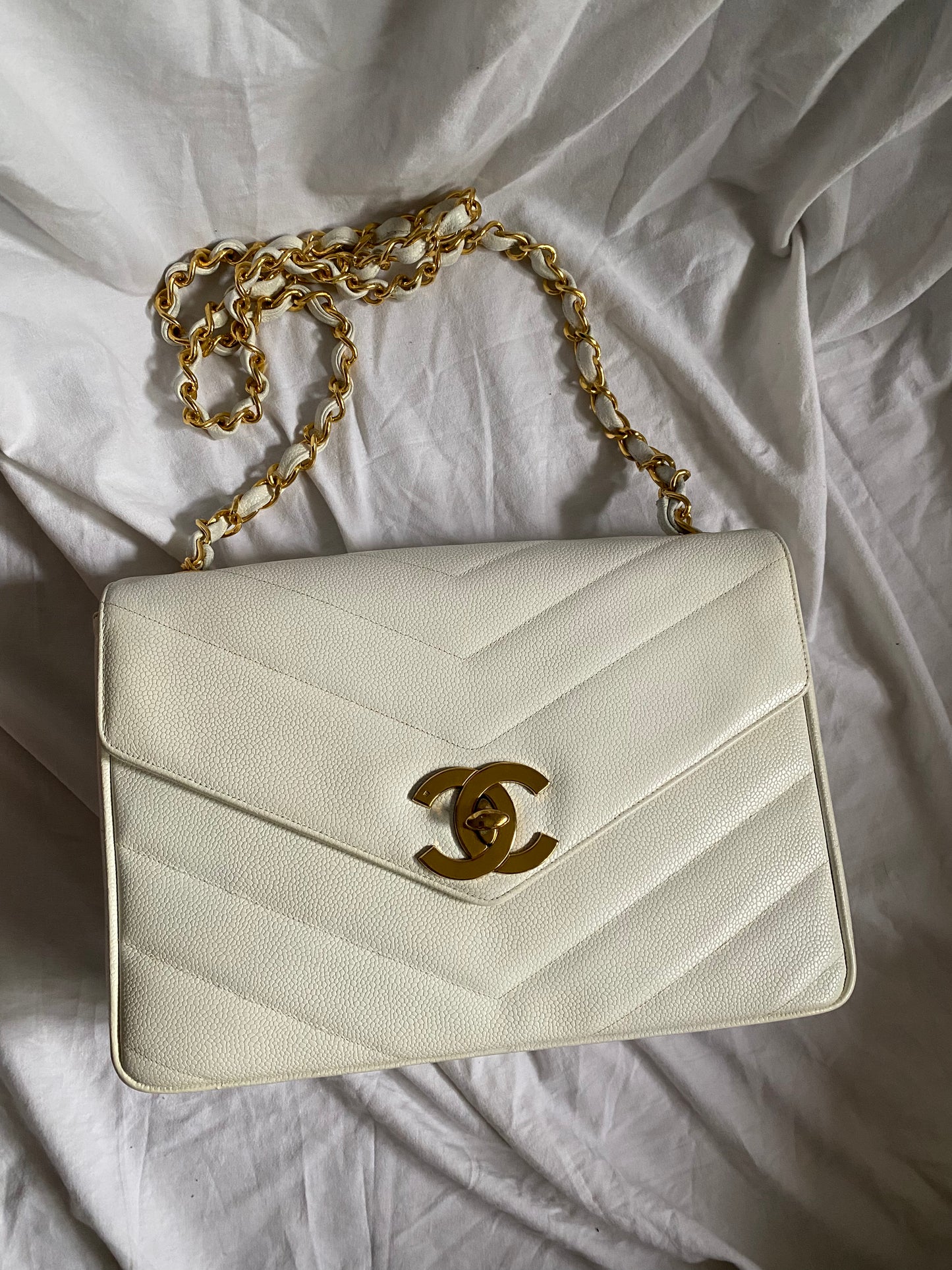 Chanel Envelope bianca