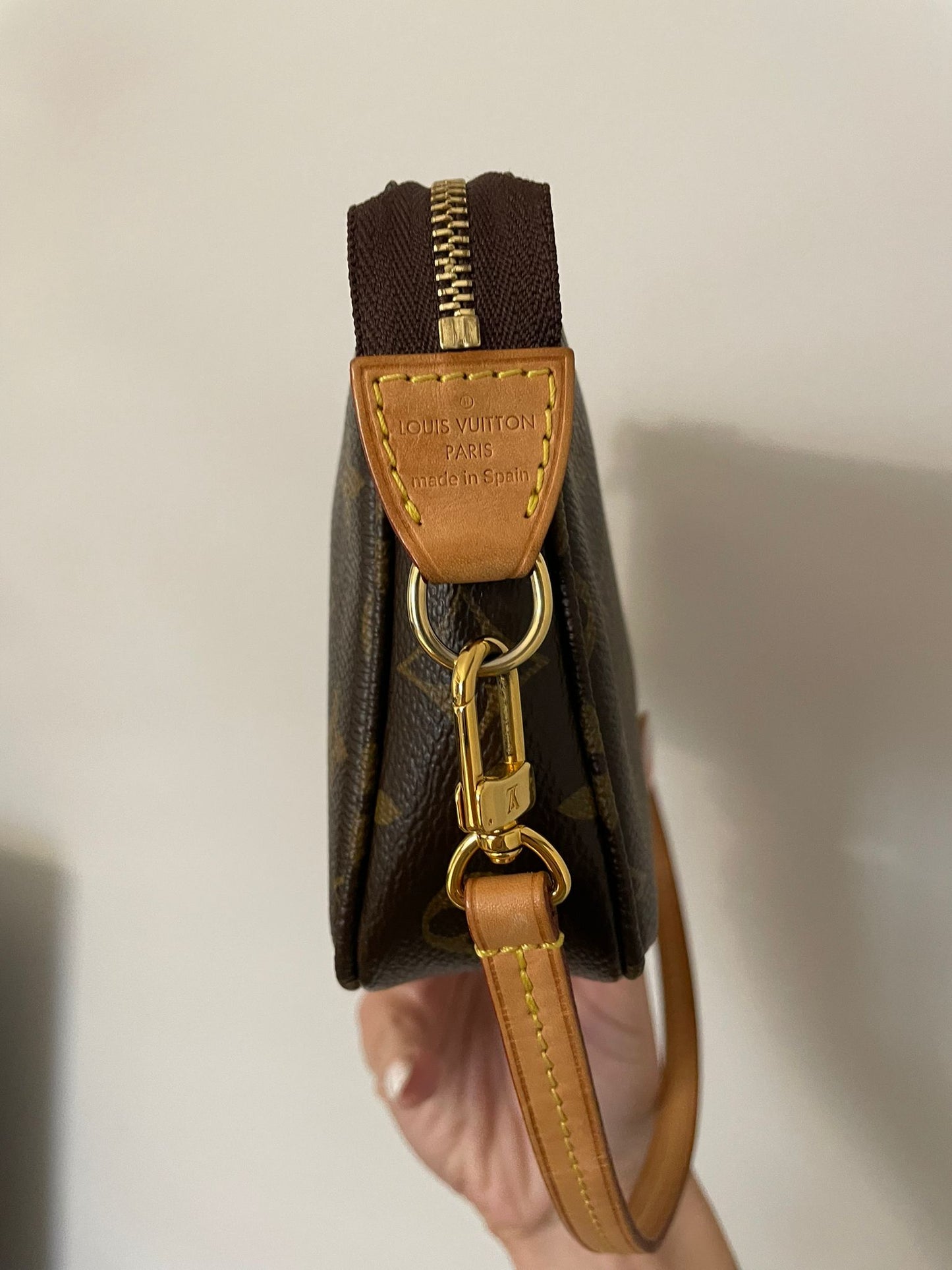 Louis Vuitton Pochette Monogram