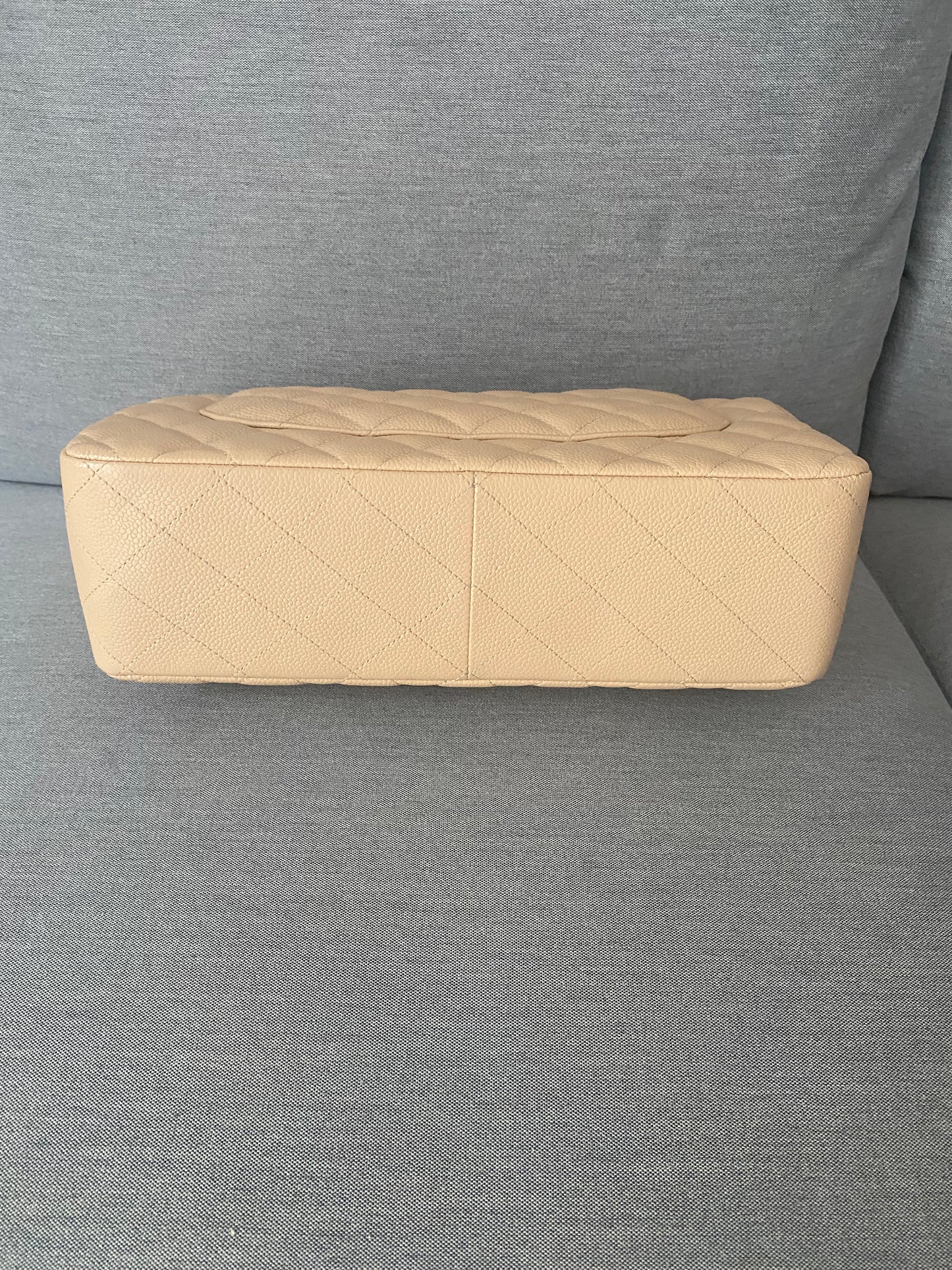 Chanel Jumbo caviar beige