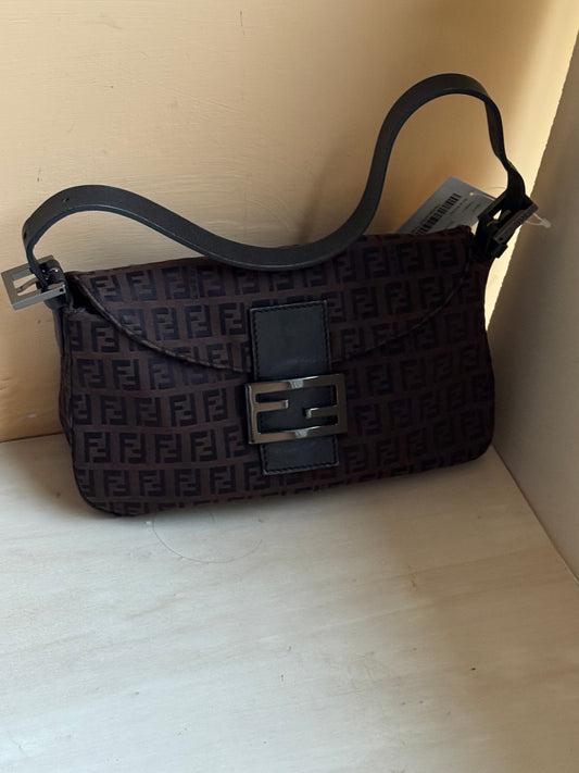 Fendi baguette