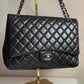 Chanel Maxi classica.
