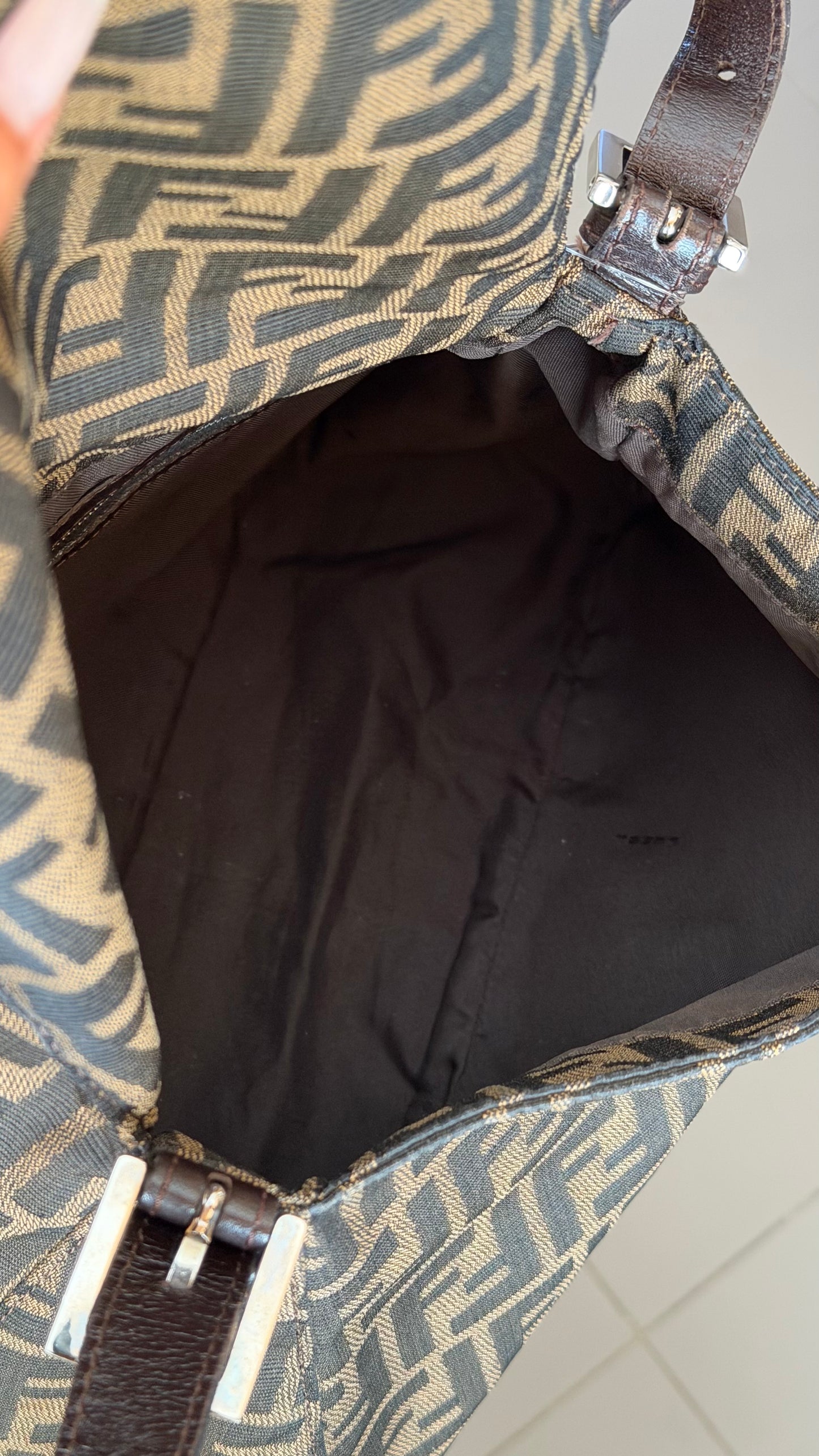 Fendi mamma baguette