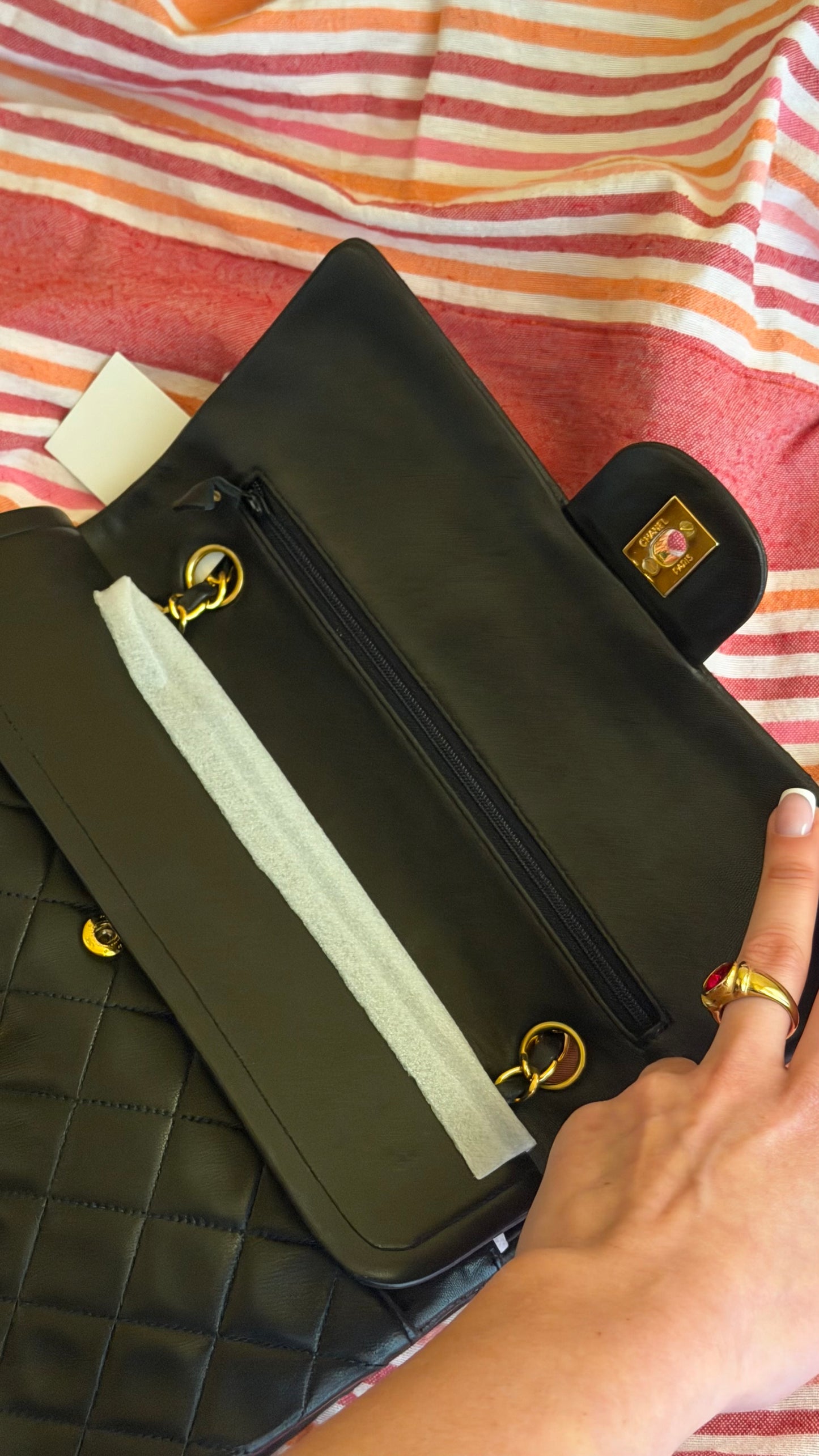 Chanel Medium Double flap classique