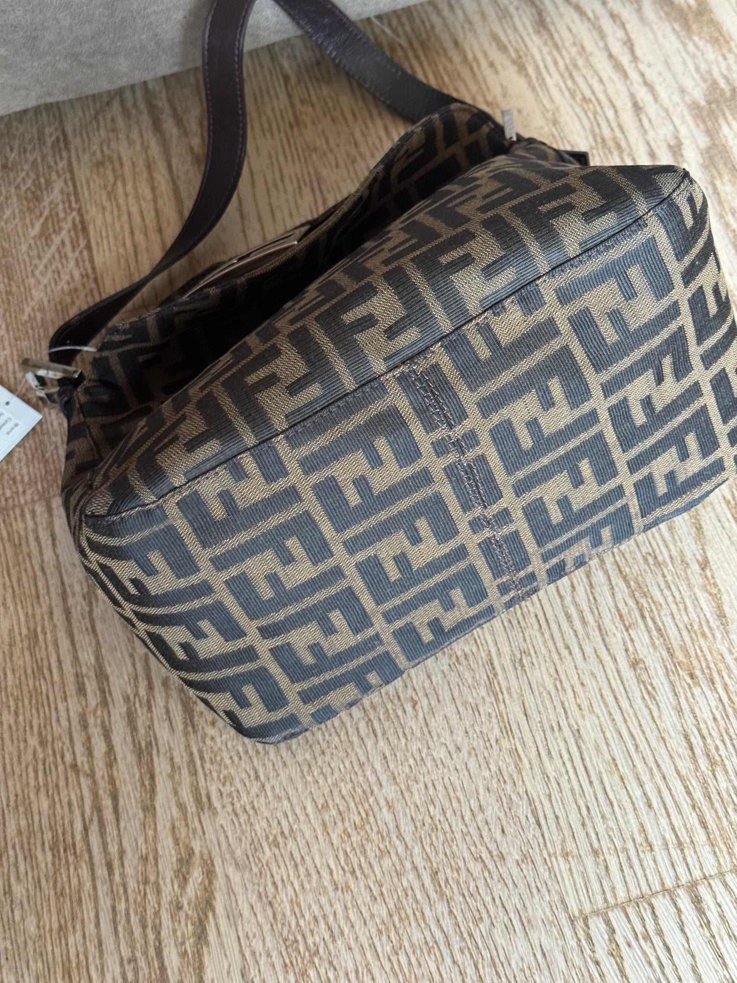 Fendi Mamma baguette