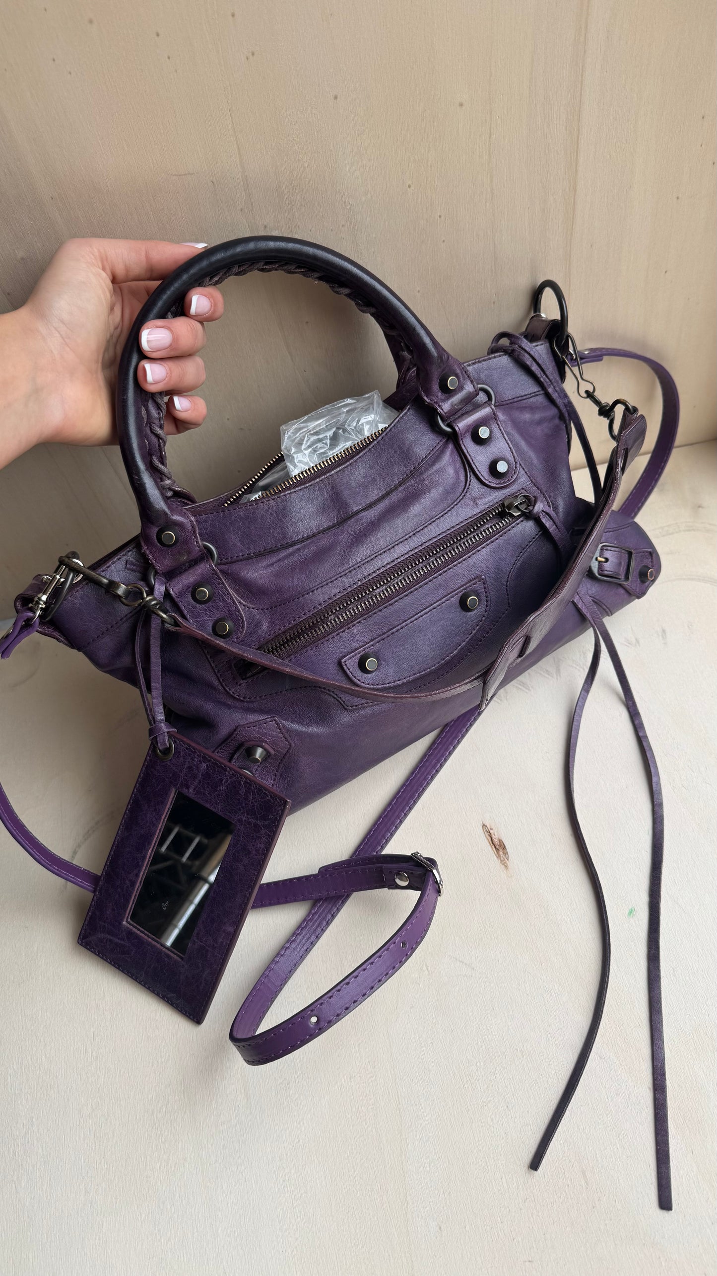 Balenciaga City