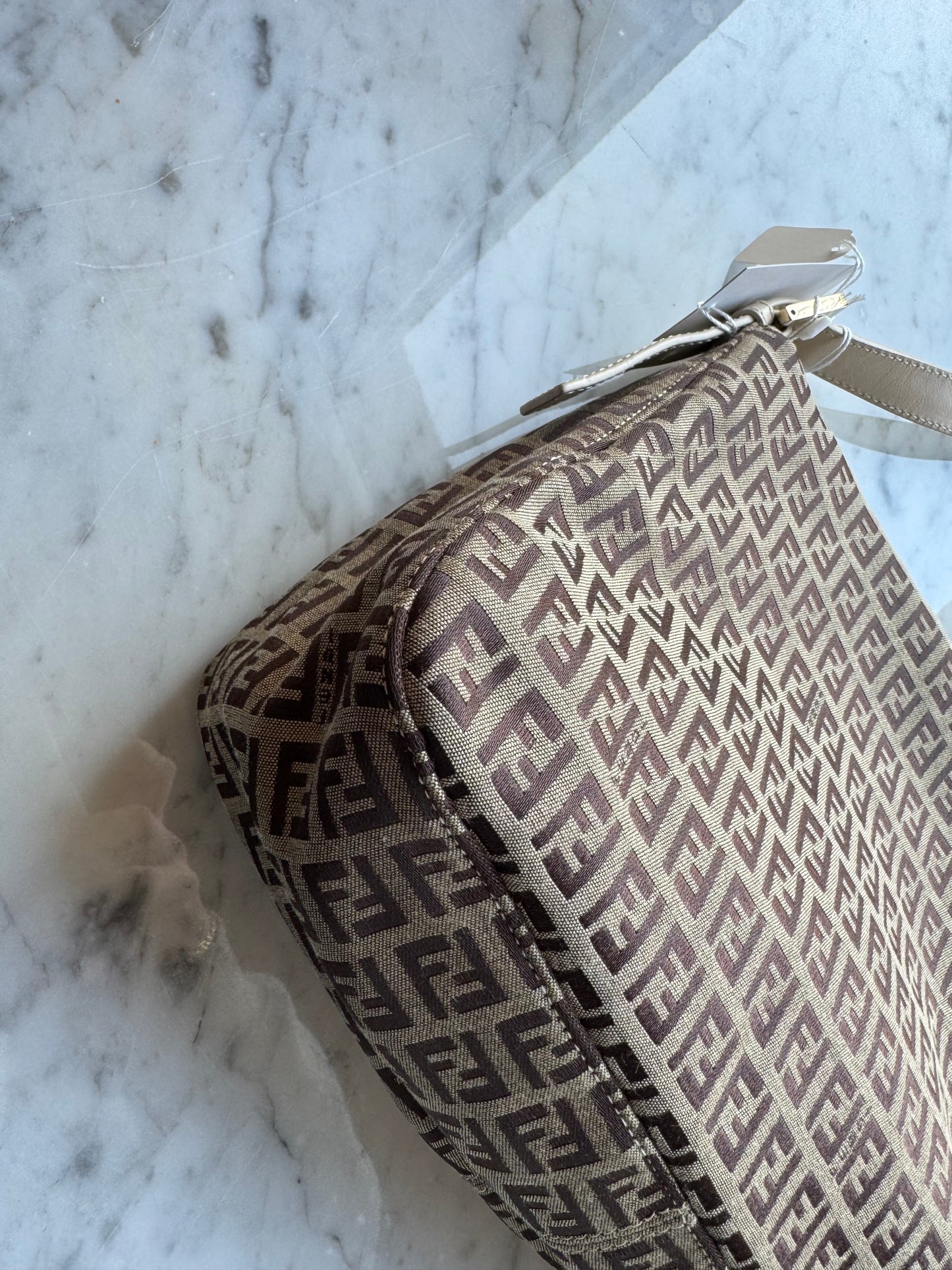 Fendi mamma baguette monogram